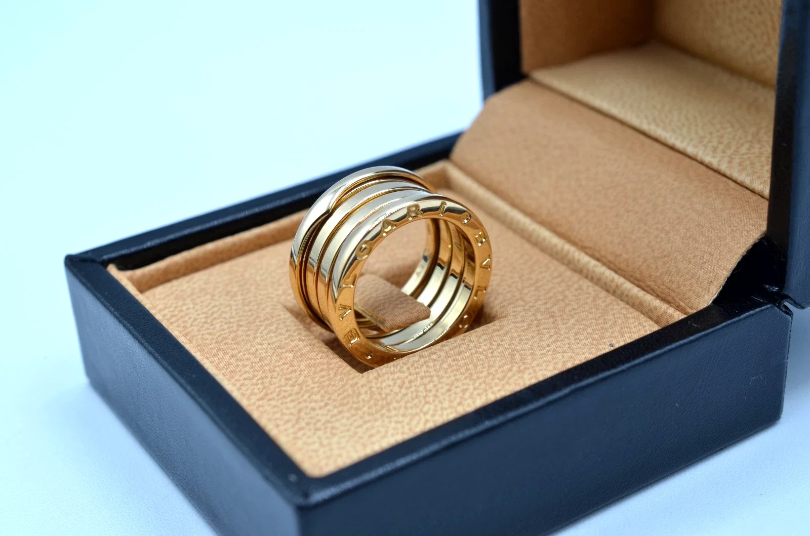 Bvlgari B.zero1 3-Band Ring 18K Yellow Gold Size 52 (US 6) 11mm 11.0g w/ Box