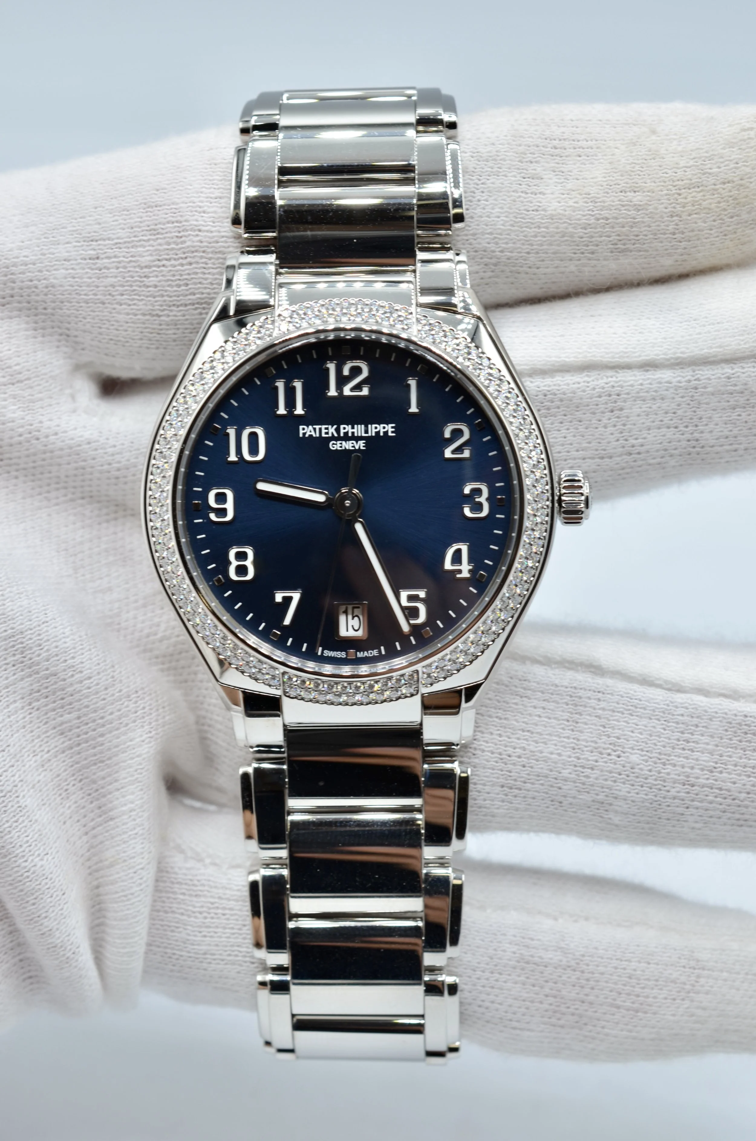 Patek Philippe Twenty~4 7300/1200A-001 Blue Dial Diamond Bezel Box Papers