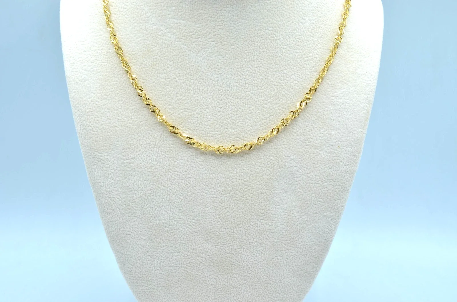 14K Yellow Gold Rope Chain Necklace 17.75" Diamond Cut Italy 2.7g