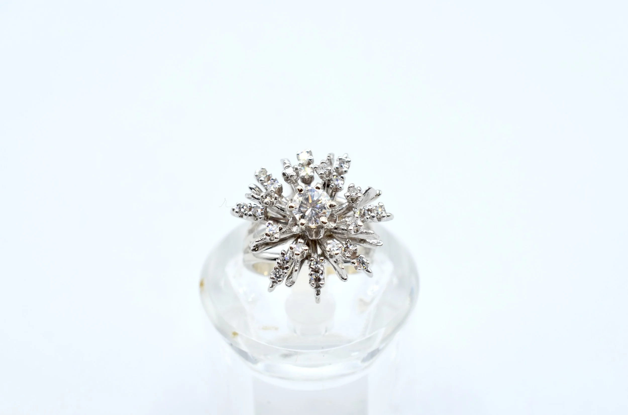 Vintage 14K White Gold Natural Diamond Starburst Snowflake Cocktail Ring~7.9g