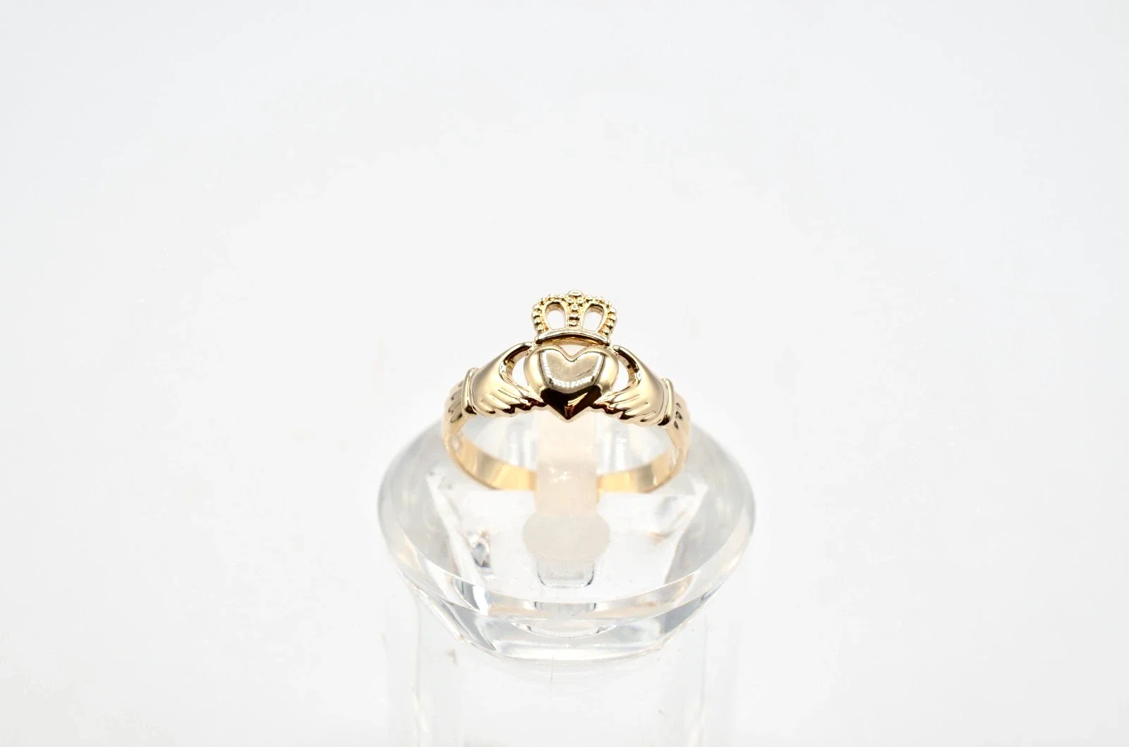 Solvar Ireland 14K Gold Claddagh Ring Size 6.5 Celtic Irish Love Loyalty 2.7g