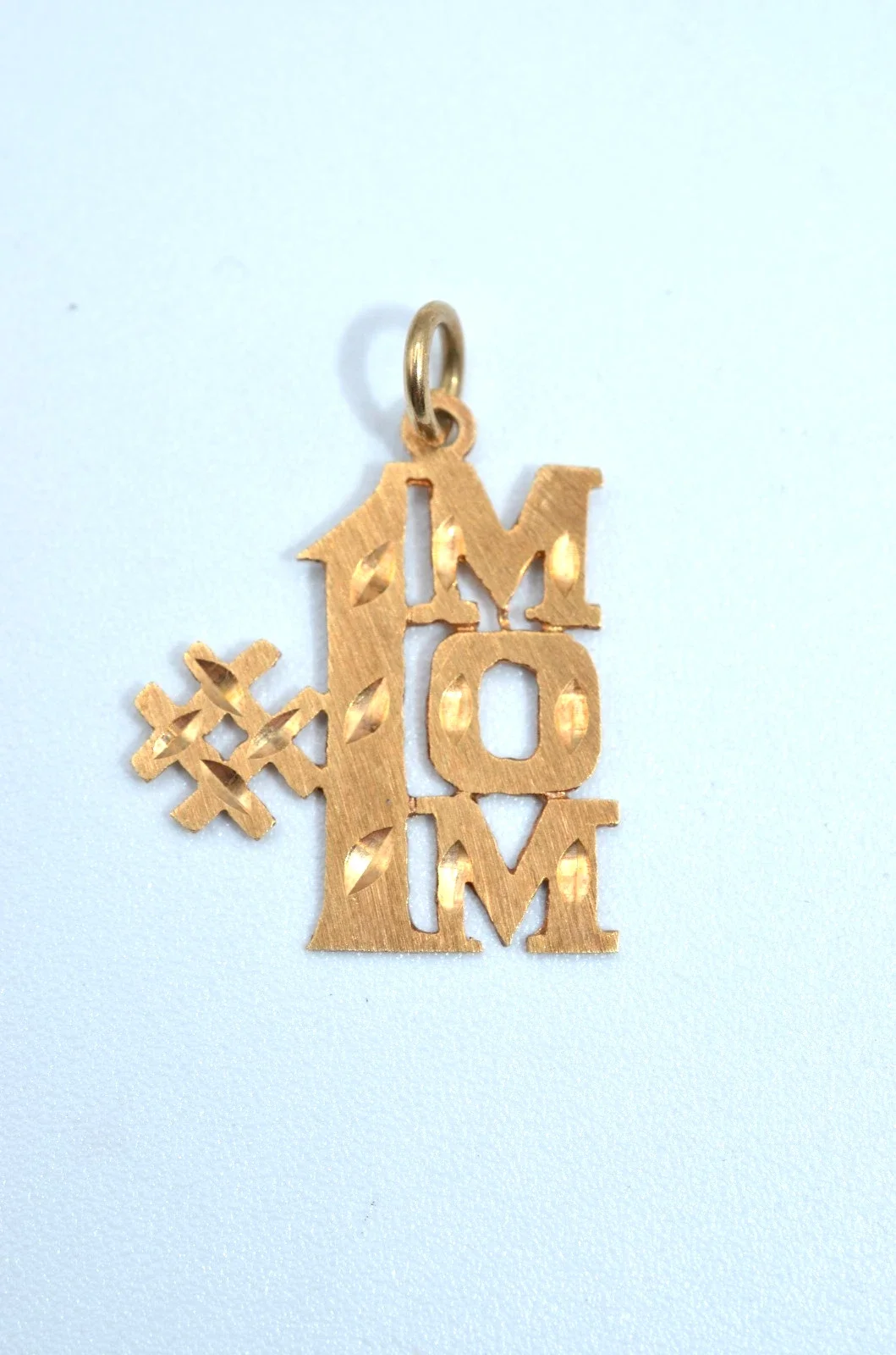 14K Gold #1 MOM Pendant Charm Diamond Cut Yellow Gold 1.6g Gift