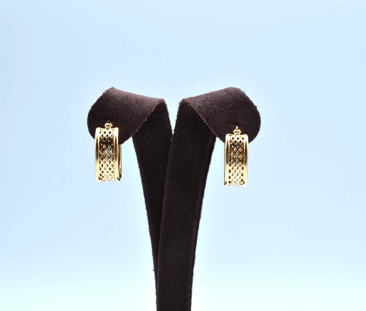 Vintage 14K Gold Mesh Oval Hoop Earrings 585 Textured 2.9g Estate