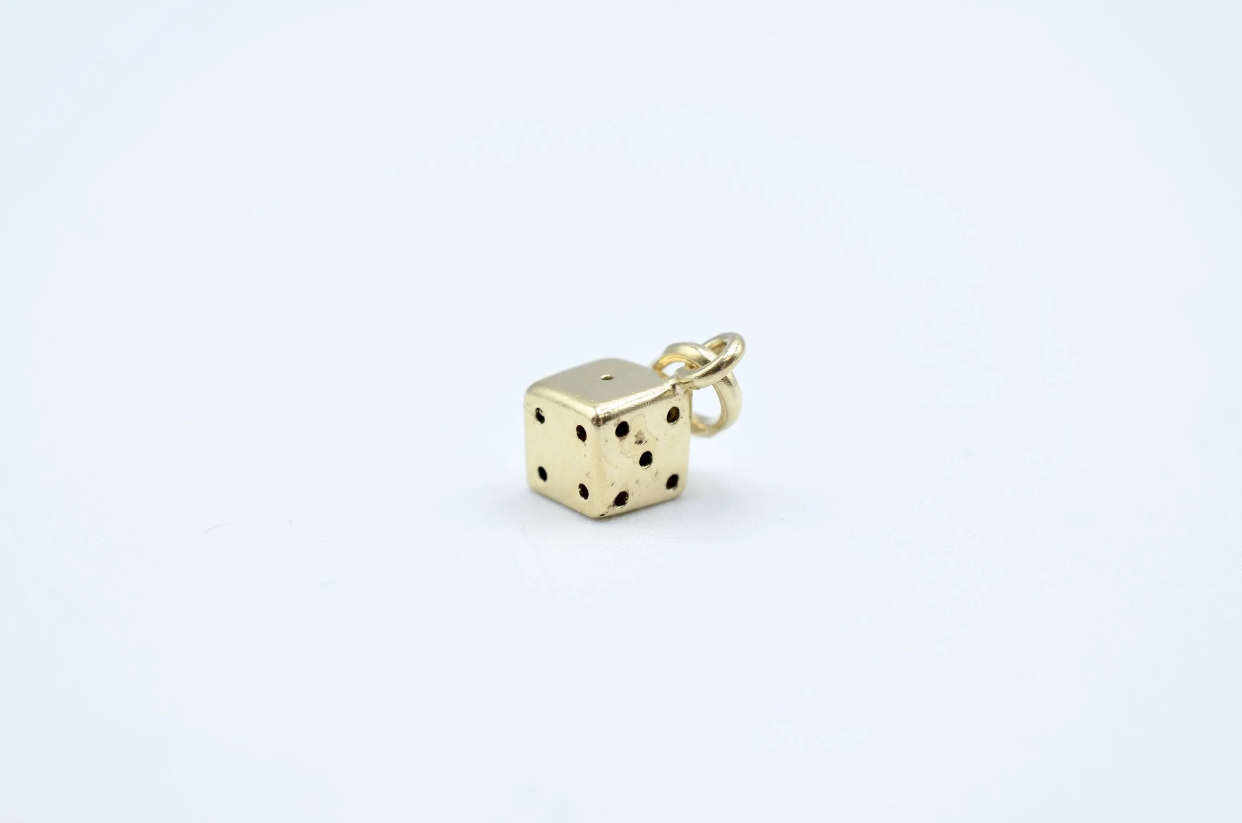 Vintage 14K Gold Dice Charm Pendant Italy 0.7g Small Die Cube Lucky Charm