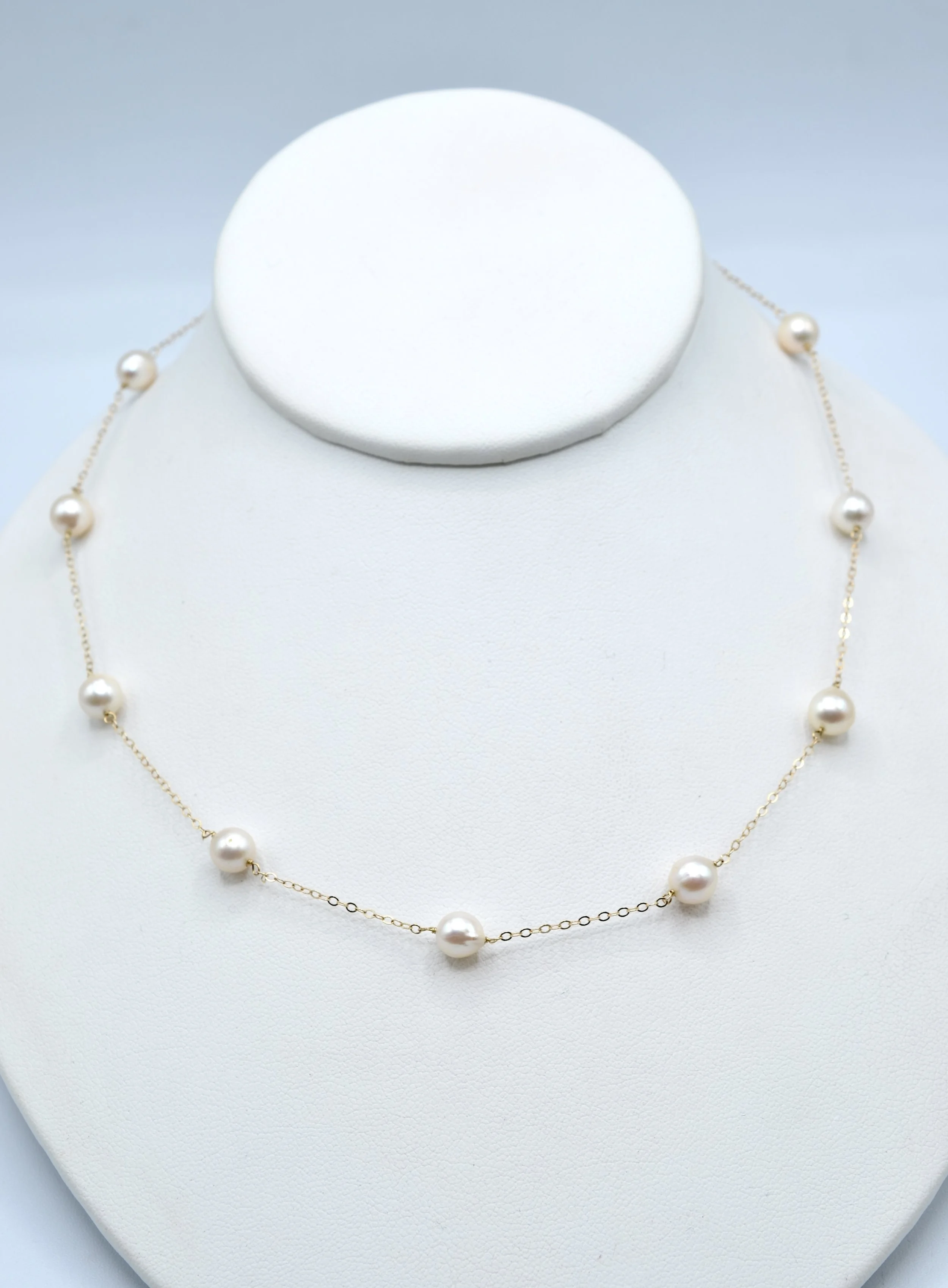 Vintage 14k Gold & White Pearl Necklace – 10 Pearls ~6.9mm – 16.25" – 5.5g
