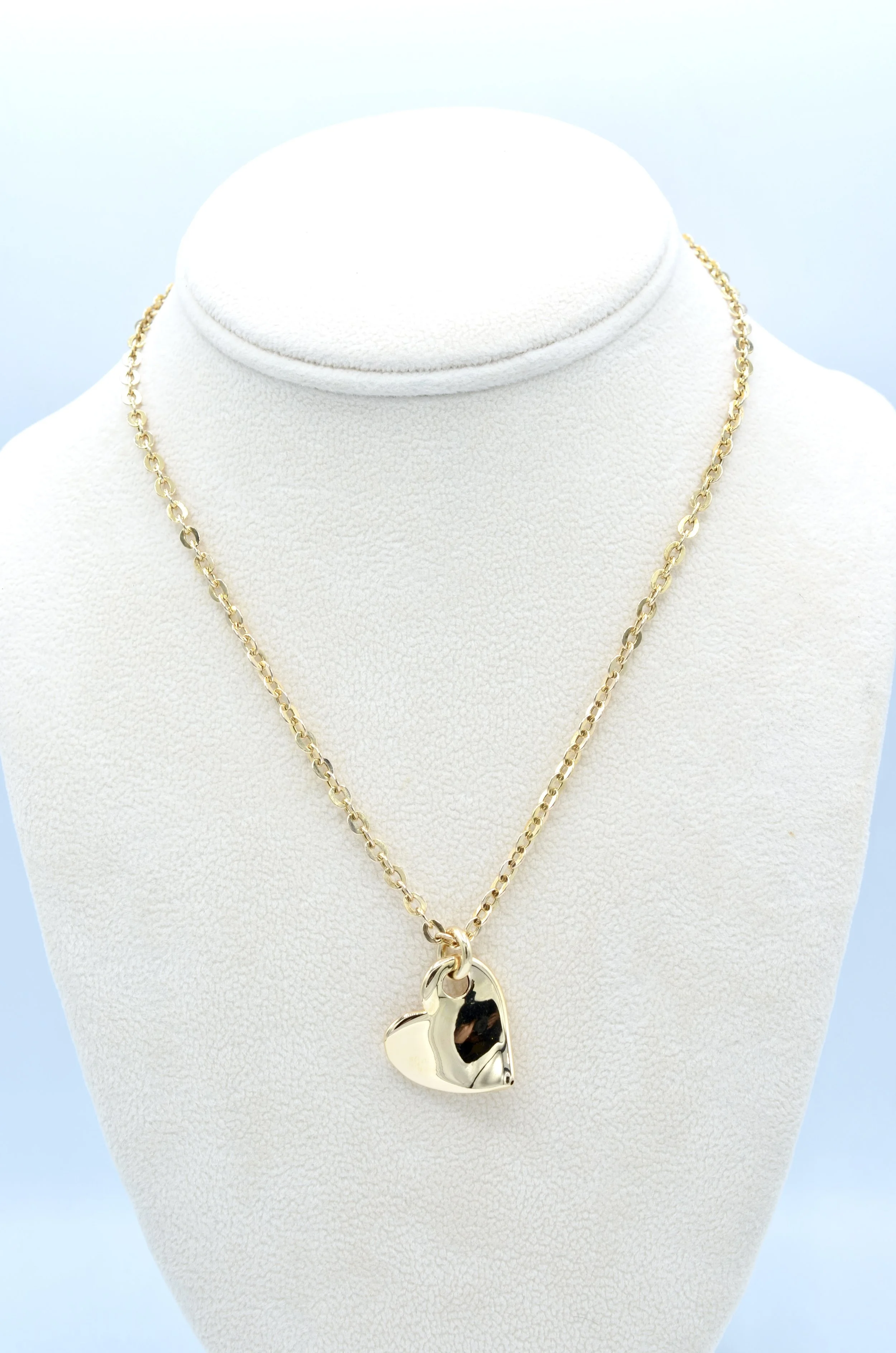 14K Yellow Gold Heart Pendant Necklace 16" 7.3g Oval Link Chain