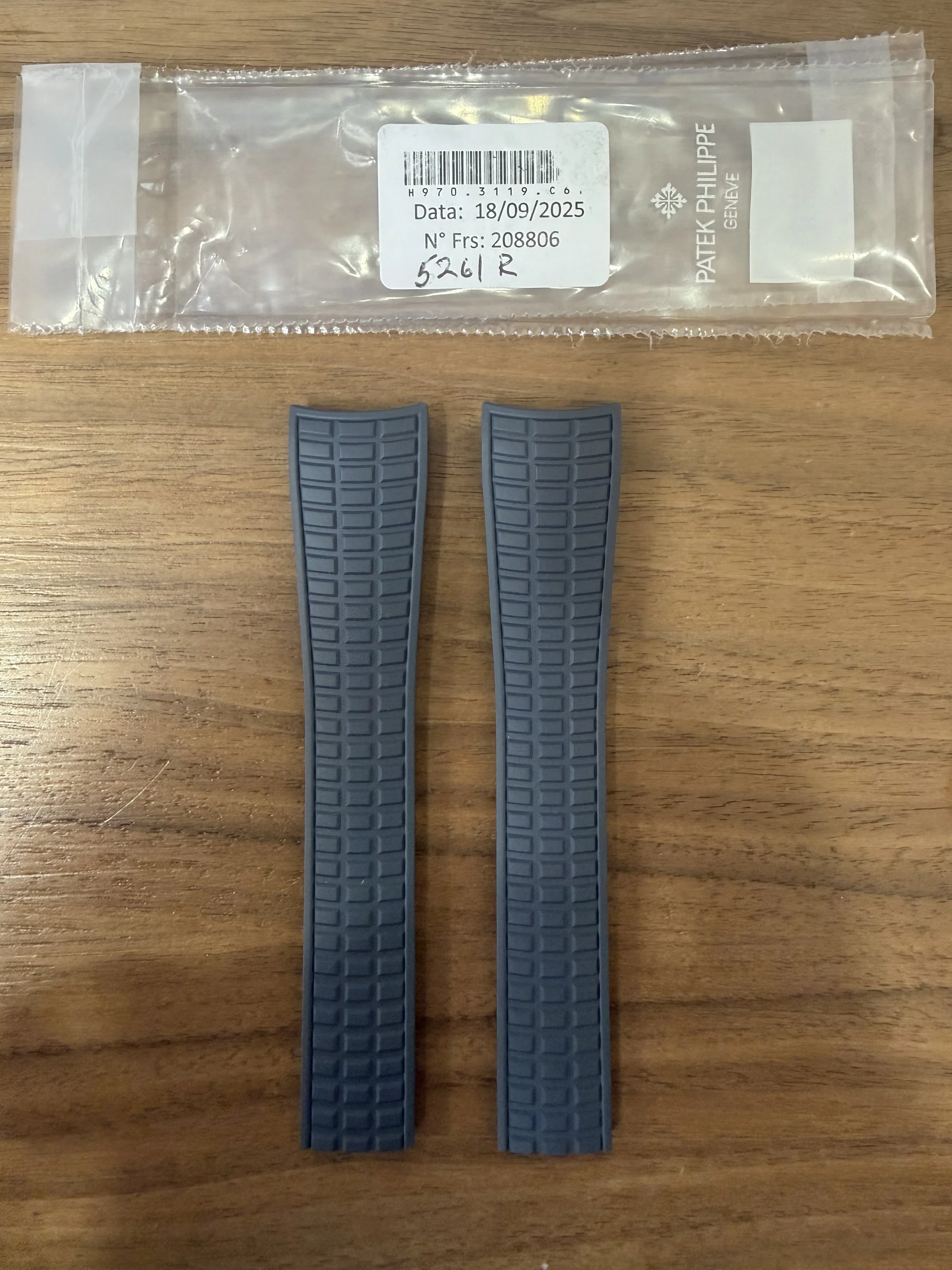 New Genuine Patek Philippe Aquanaut Blue Rubber Strap 21x16mm Uncut for 5261R