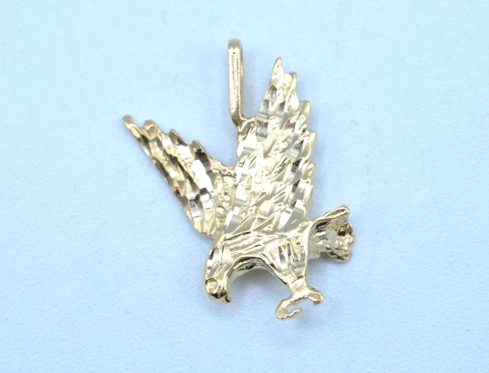 14K Yellow Gold Diamond Cut Flying Eagle Pendant Charm 2.9g