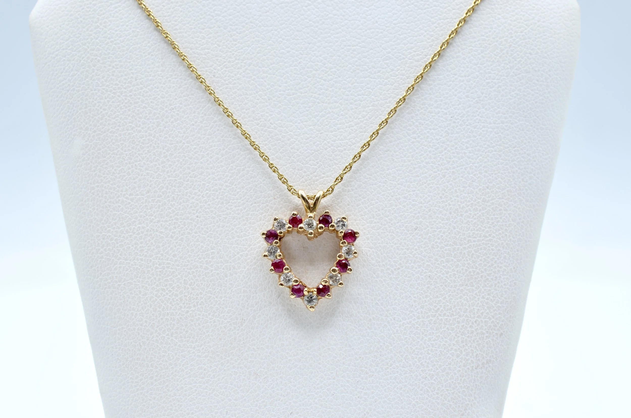 14k Gold Diamond & Ruby Heart Pendant w/ 14k Rope Chain – 2.9g
