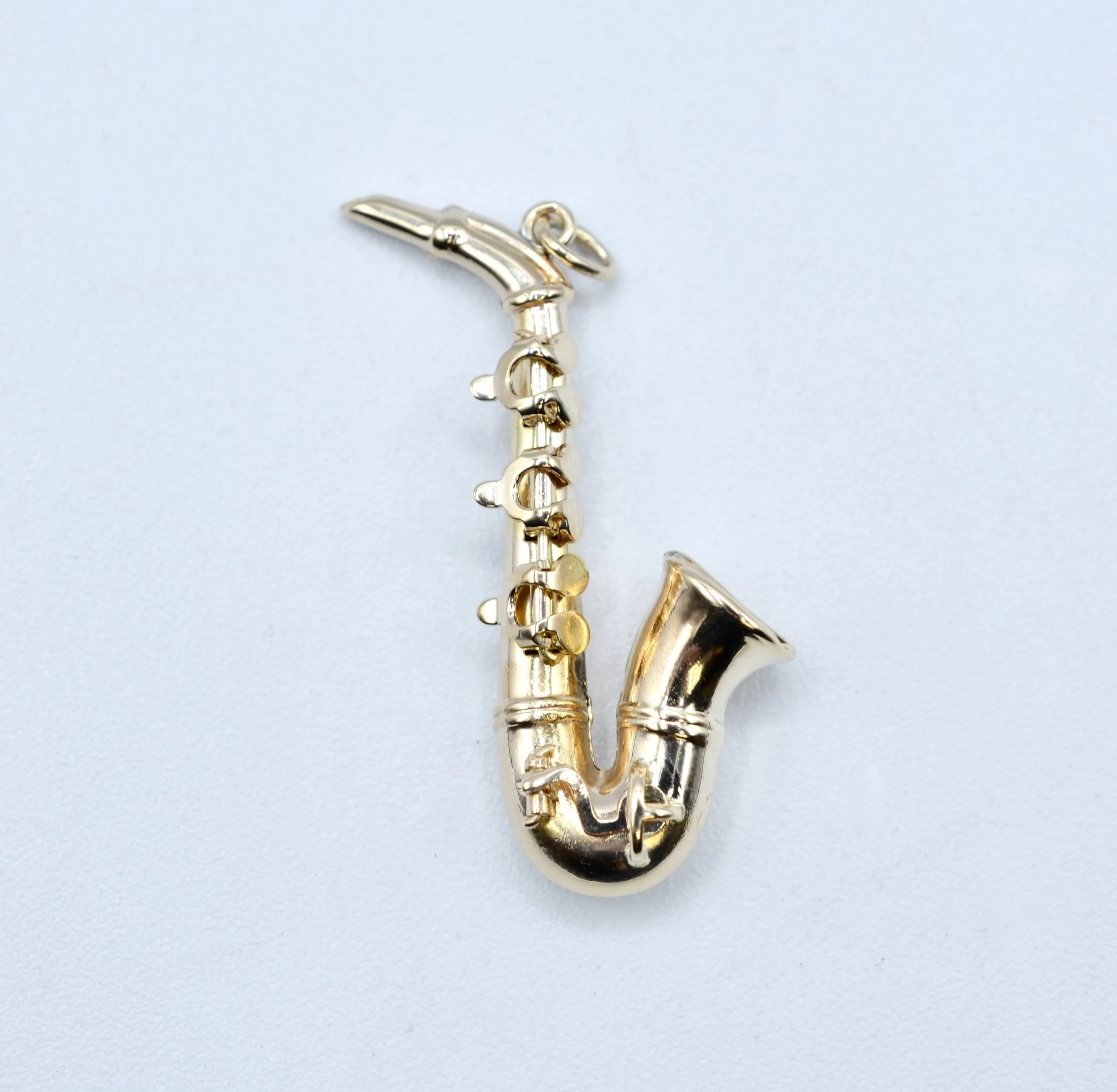 14k Vintage Gold Saxophone Charm Pendant – 3.2g – Movable Parts–Music Instrument
