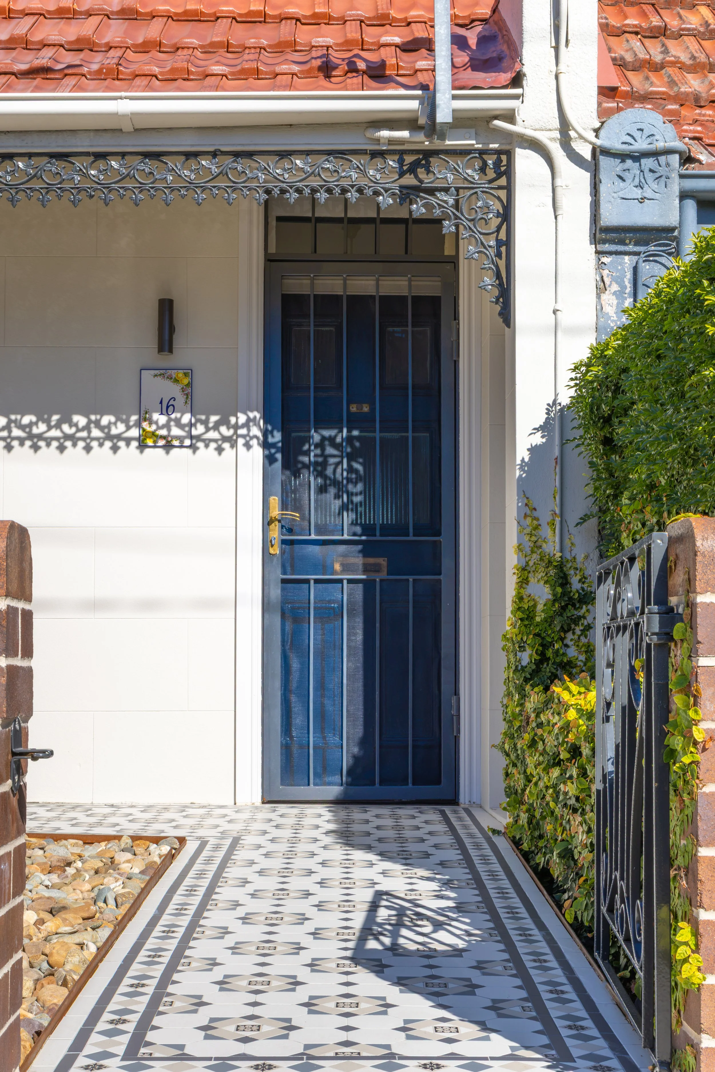 Photo 2 (16 Cary St).jpg