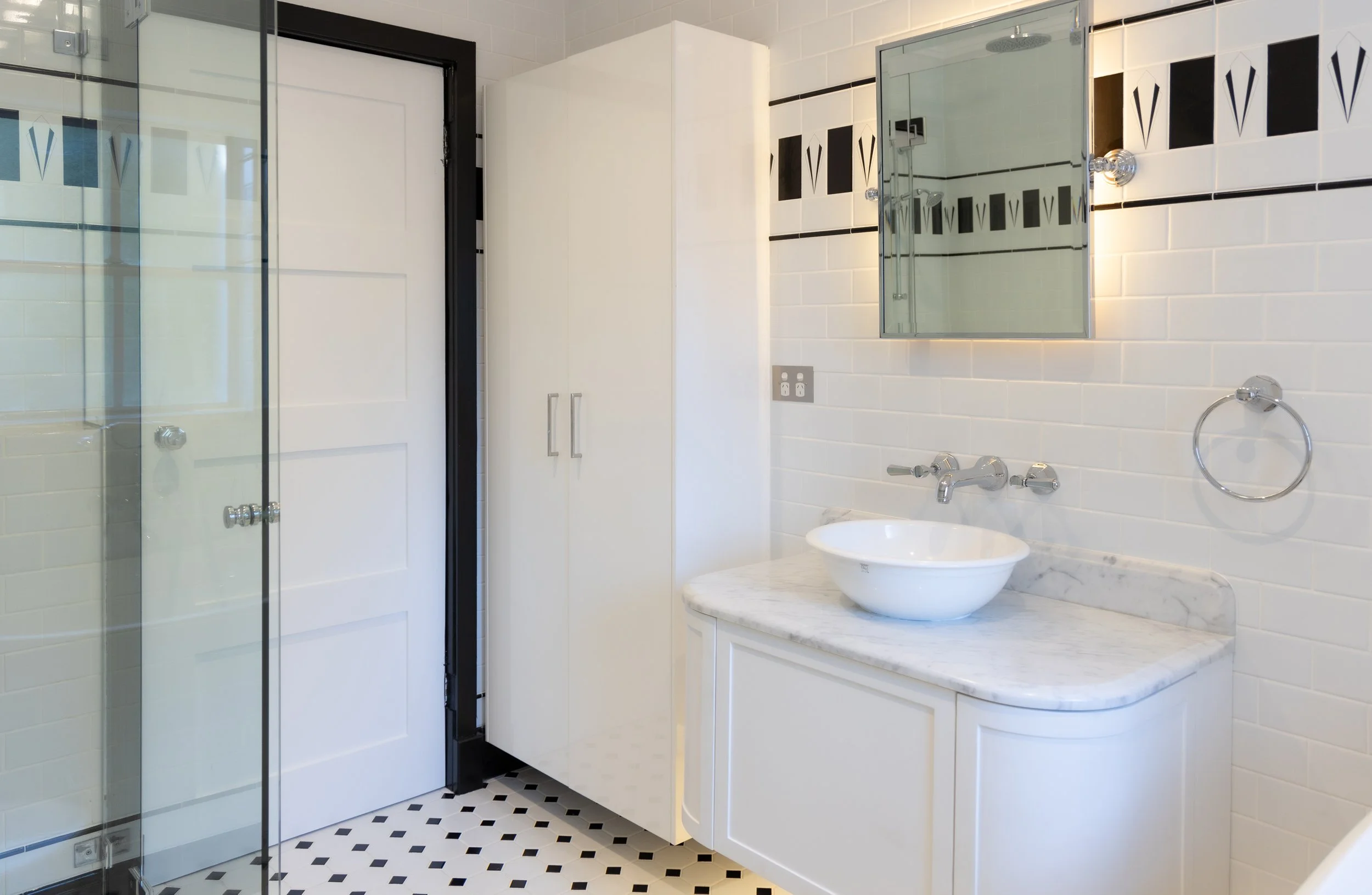 Bathroom 2 - Photo 4.jpg