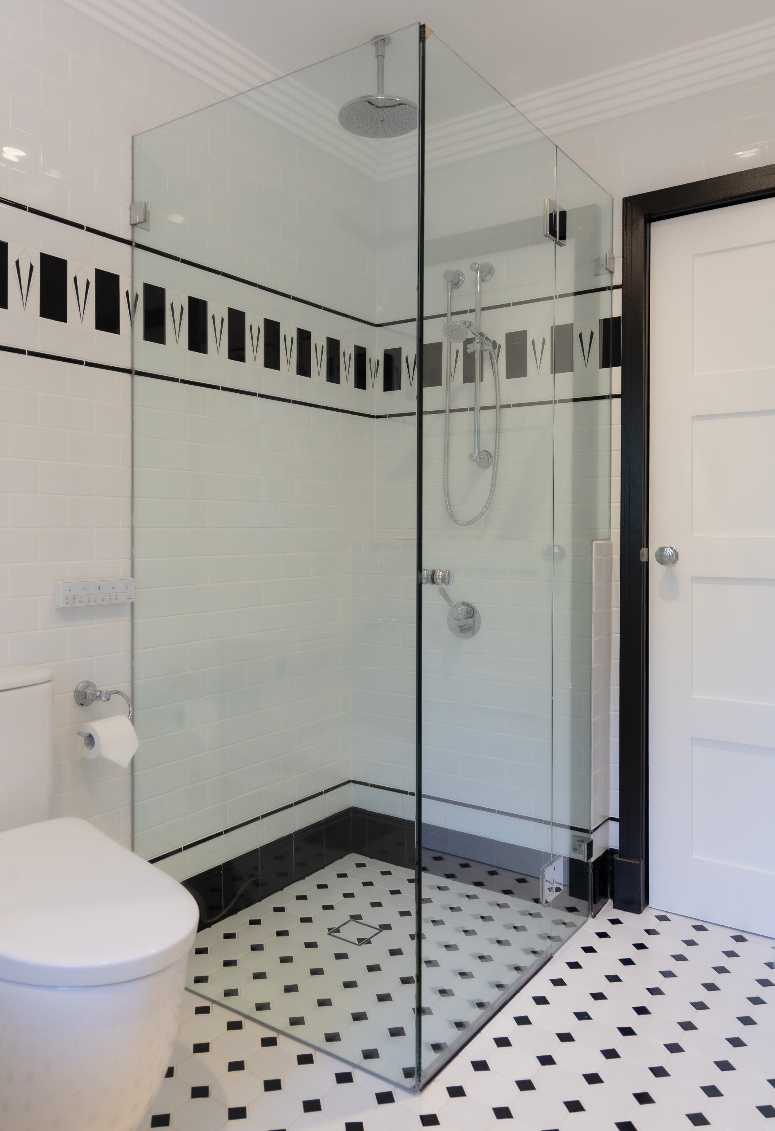 Bathroom 2 - Photo 5.jpg