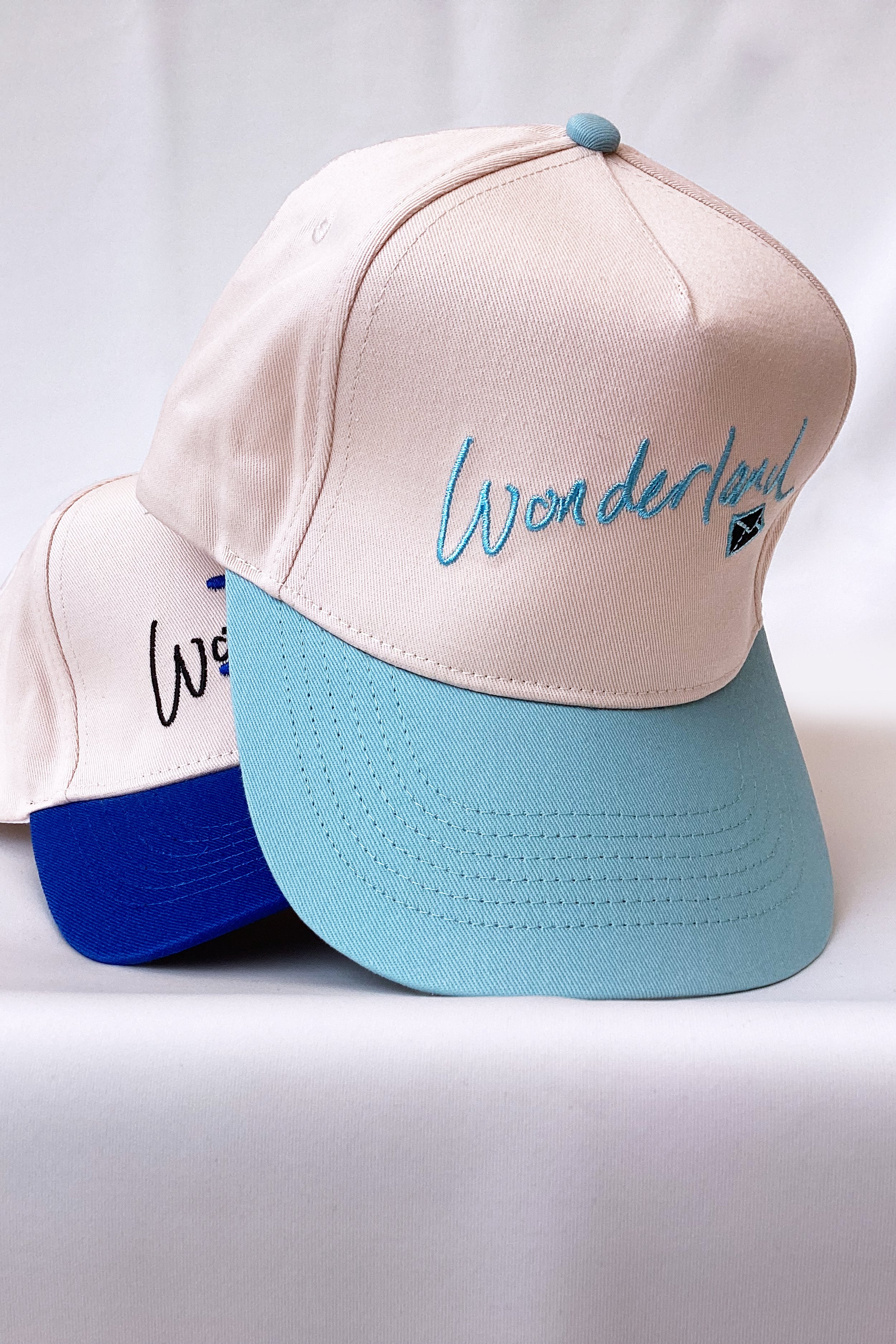 Caps_5.jpg