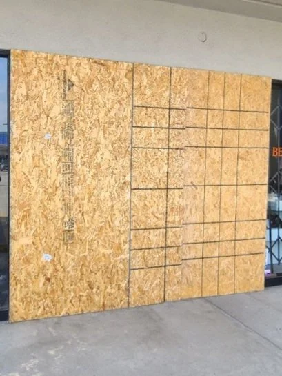 boardupla board up display