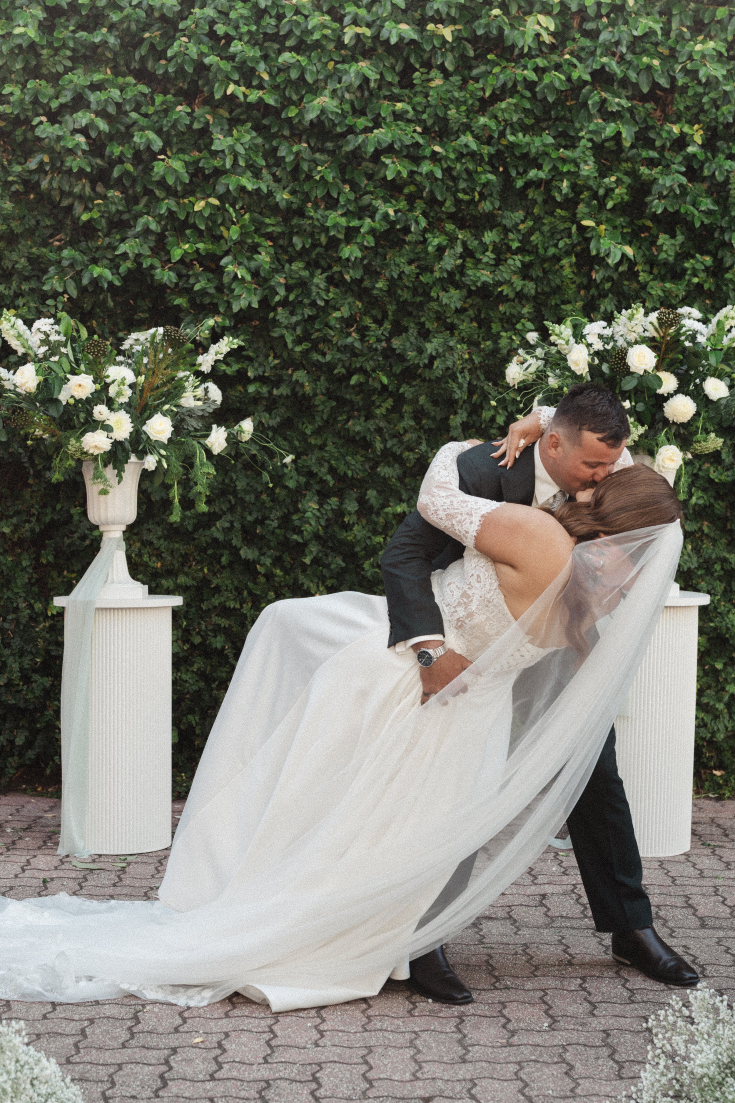 20251220 Toby & Rhi - AlexanderGroom.co0056 .jpg