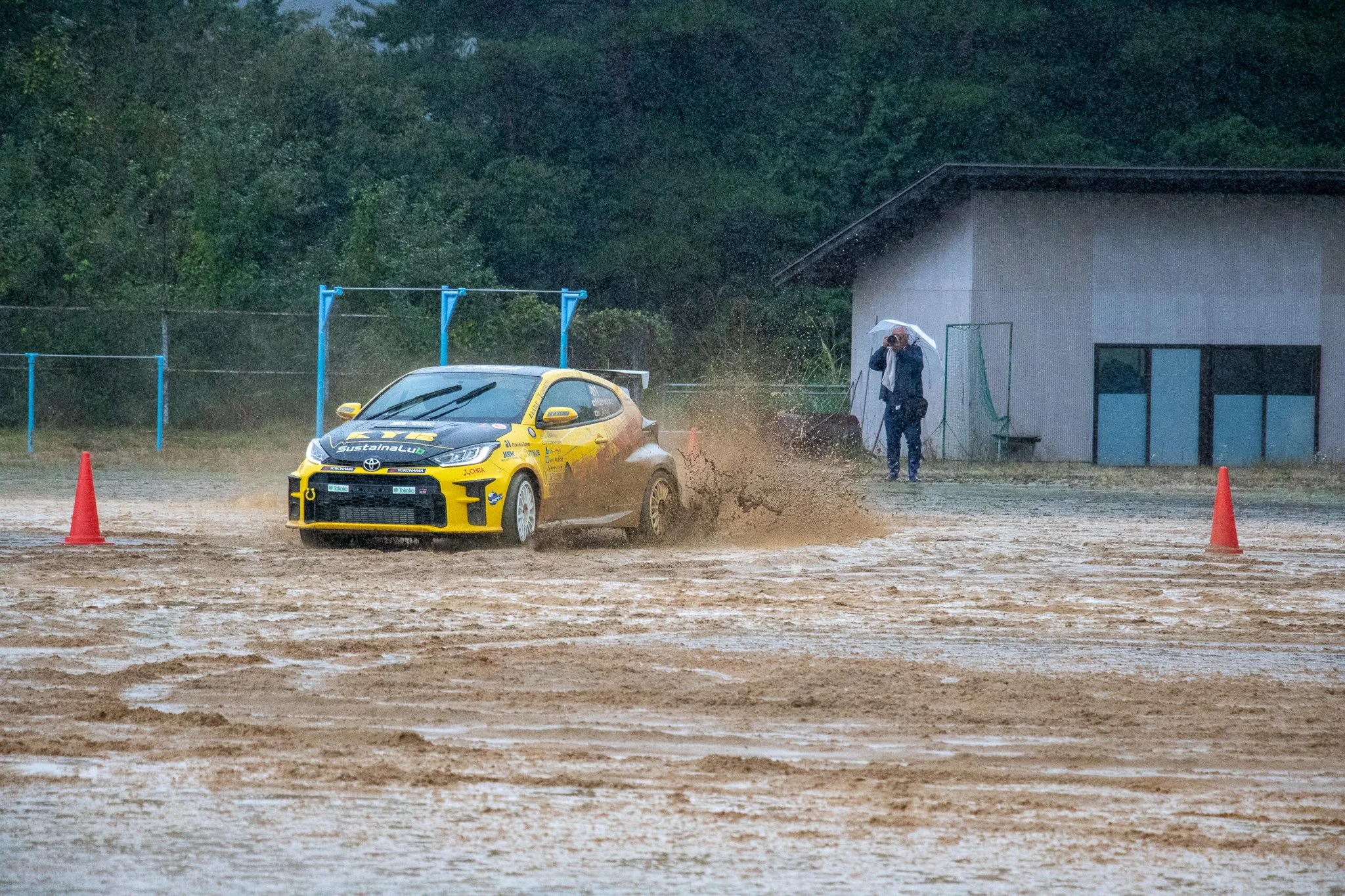 RallyWebPNG-05.jpg