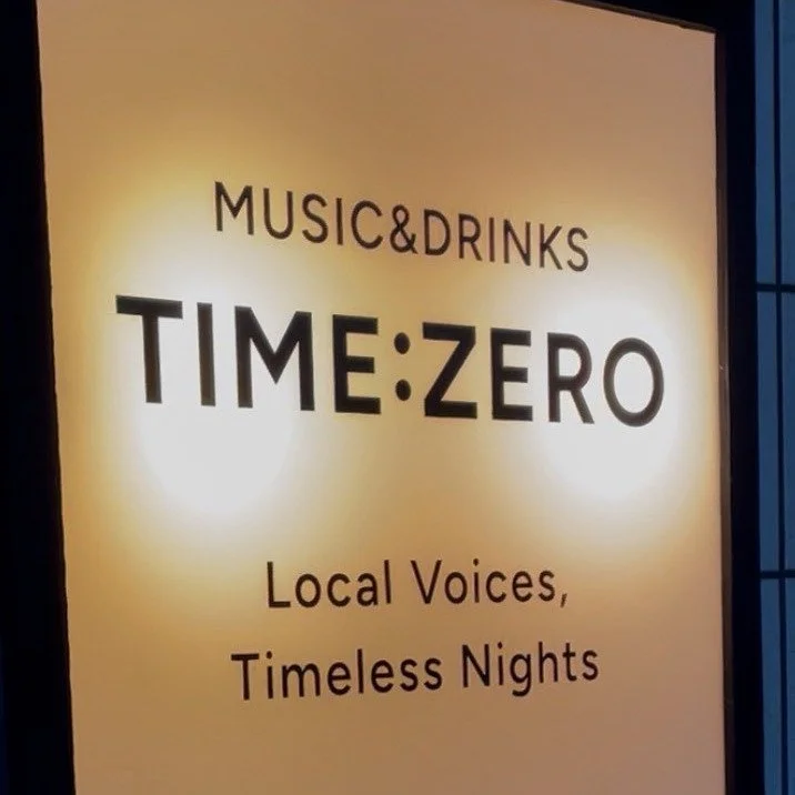 TIME:ZEROの看板
