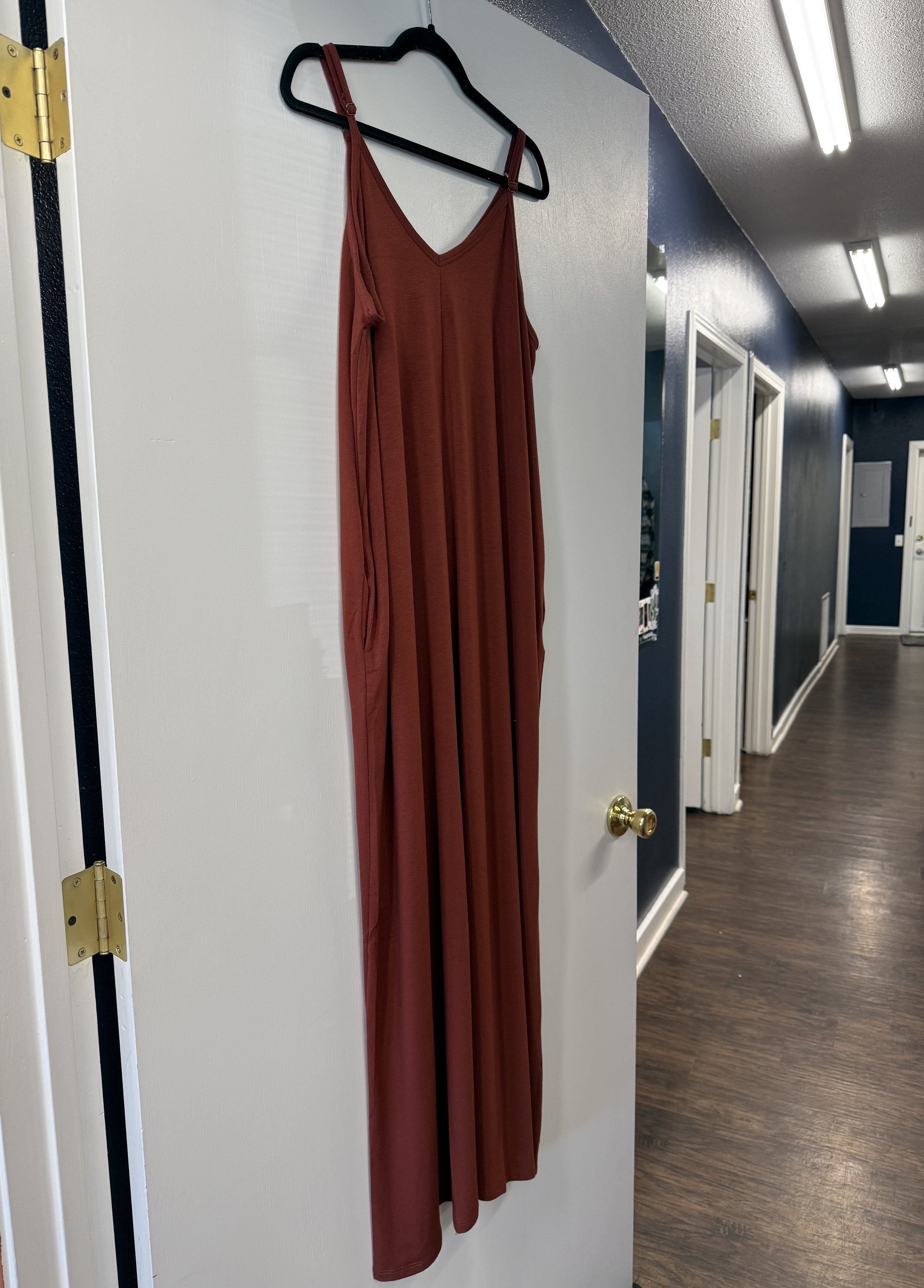 DARK RUST MAXI DRESS