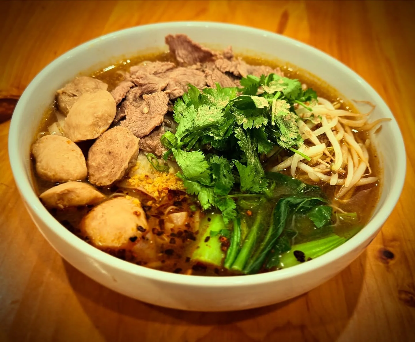 &ldquo;Sweater weather = soup season! Let beef noodle soup warm your soul. DM us to book your private chef, catering, or cooking class experience #winsomefoods_thai #beefnoodlesoup #jacksonhole #privatechef #catering#homecookingclass