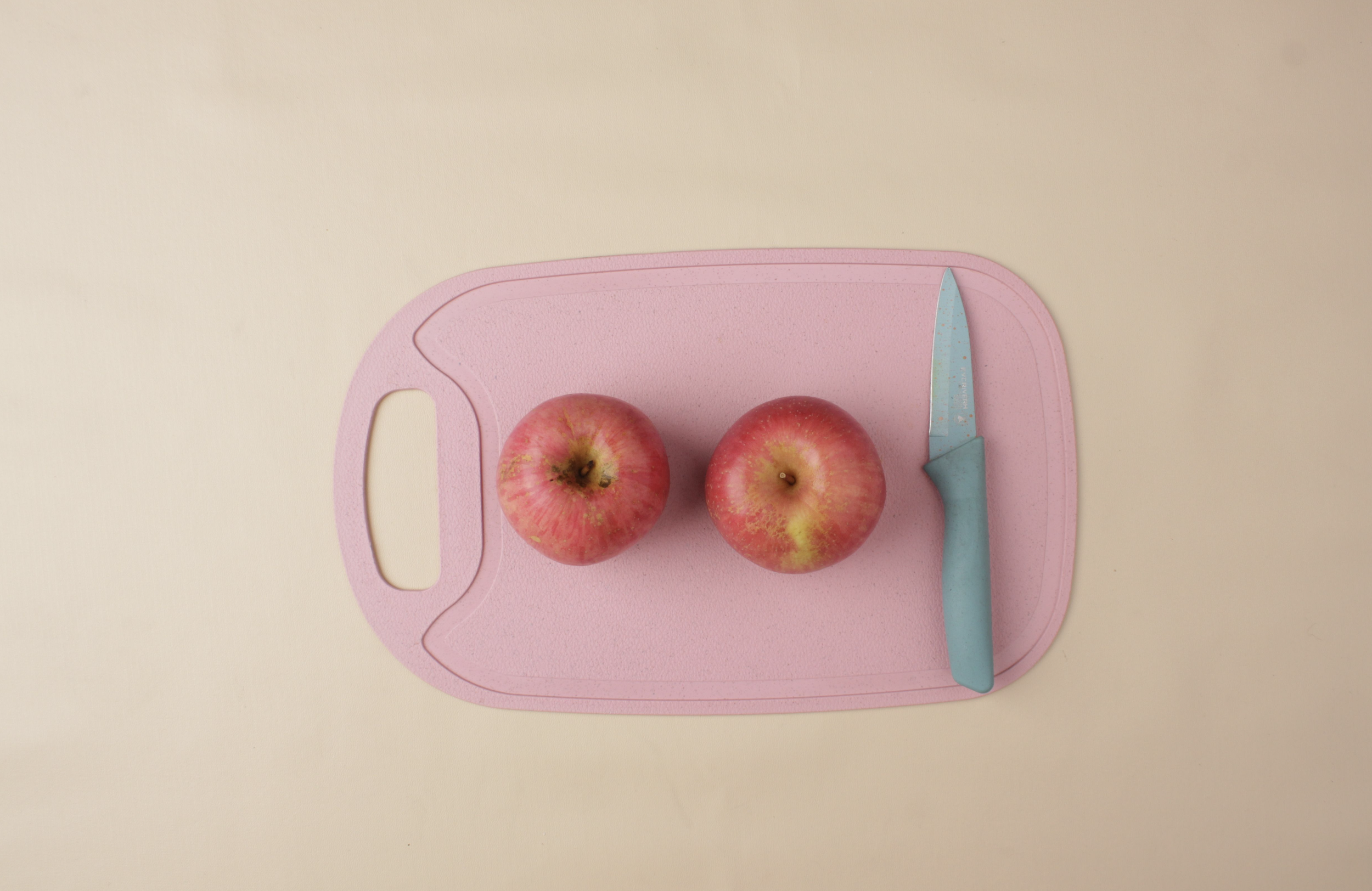 Easy Homemade Applesauce to Make With Your Kids