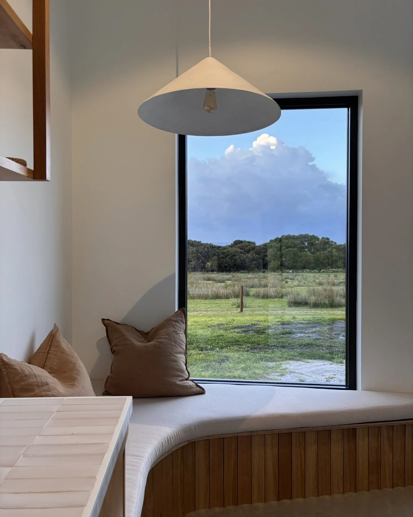 Soft textures, warm timber, and views that will never get old. At Habitat Projects, we design spaces that feel inviting and connected to their setting. Whether it&rsquo;s a new build, a renovation, or just one special room. From concept design to fin