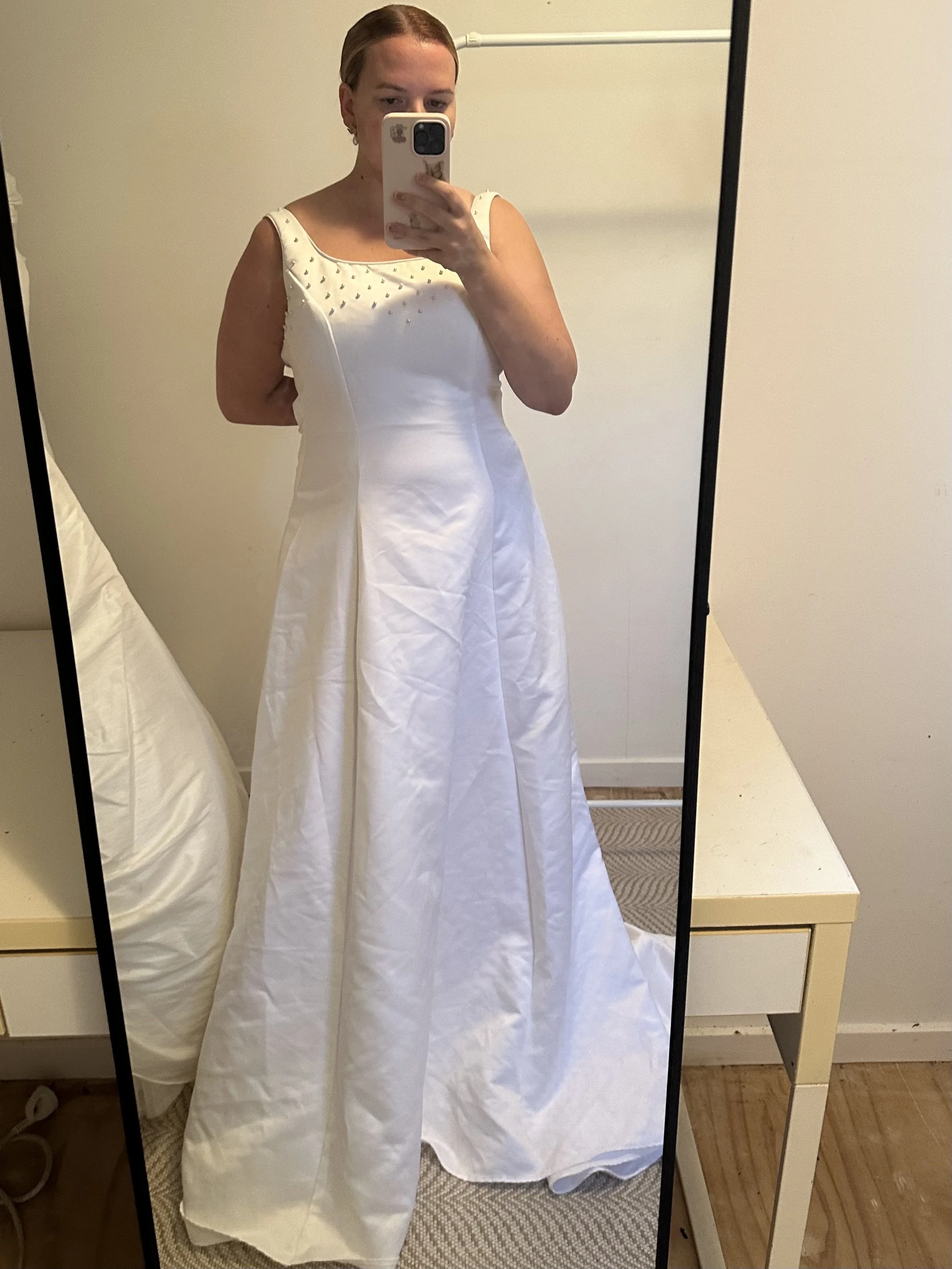 1990s Pearl&Bow  Detail Gown