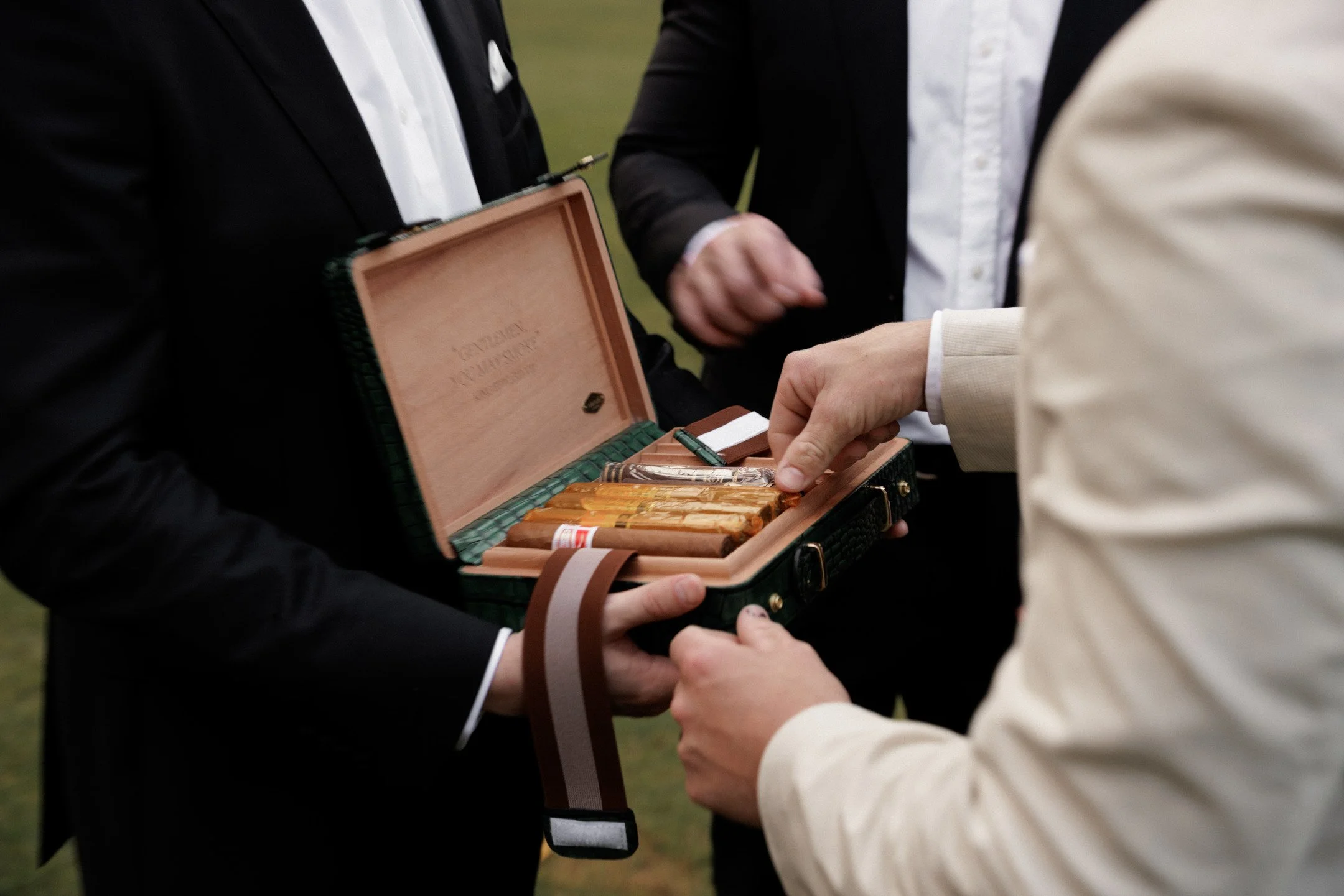 Bec&Ryan_FullGallery-303.jpg