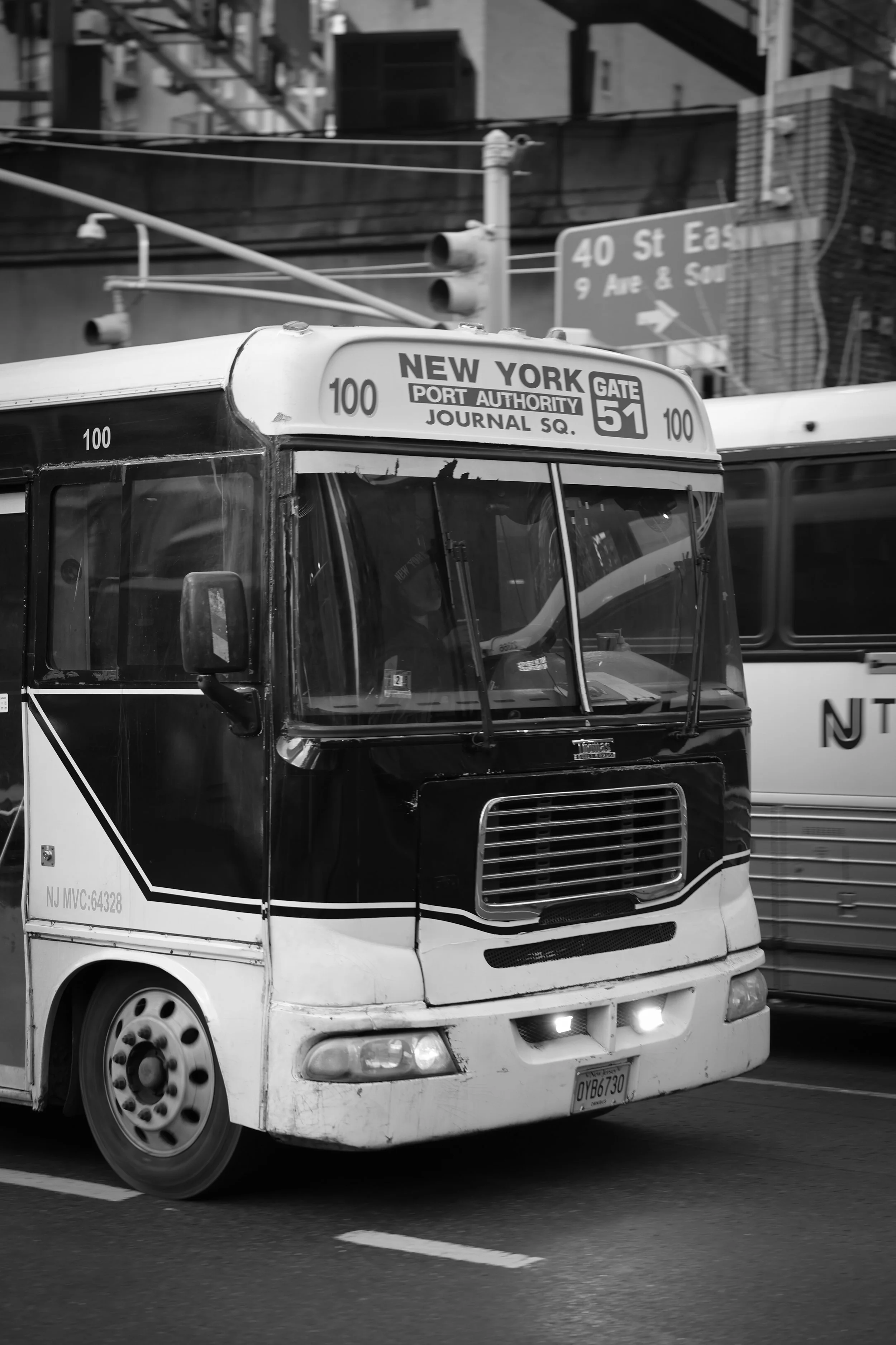 HB2A3074-2.jpg