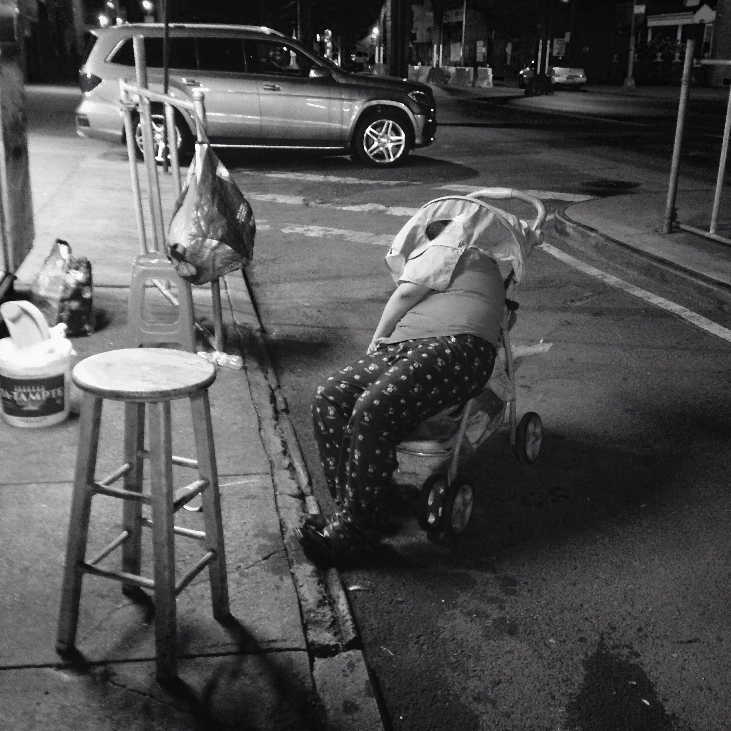 Guy in te stroller.JPG