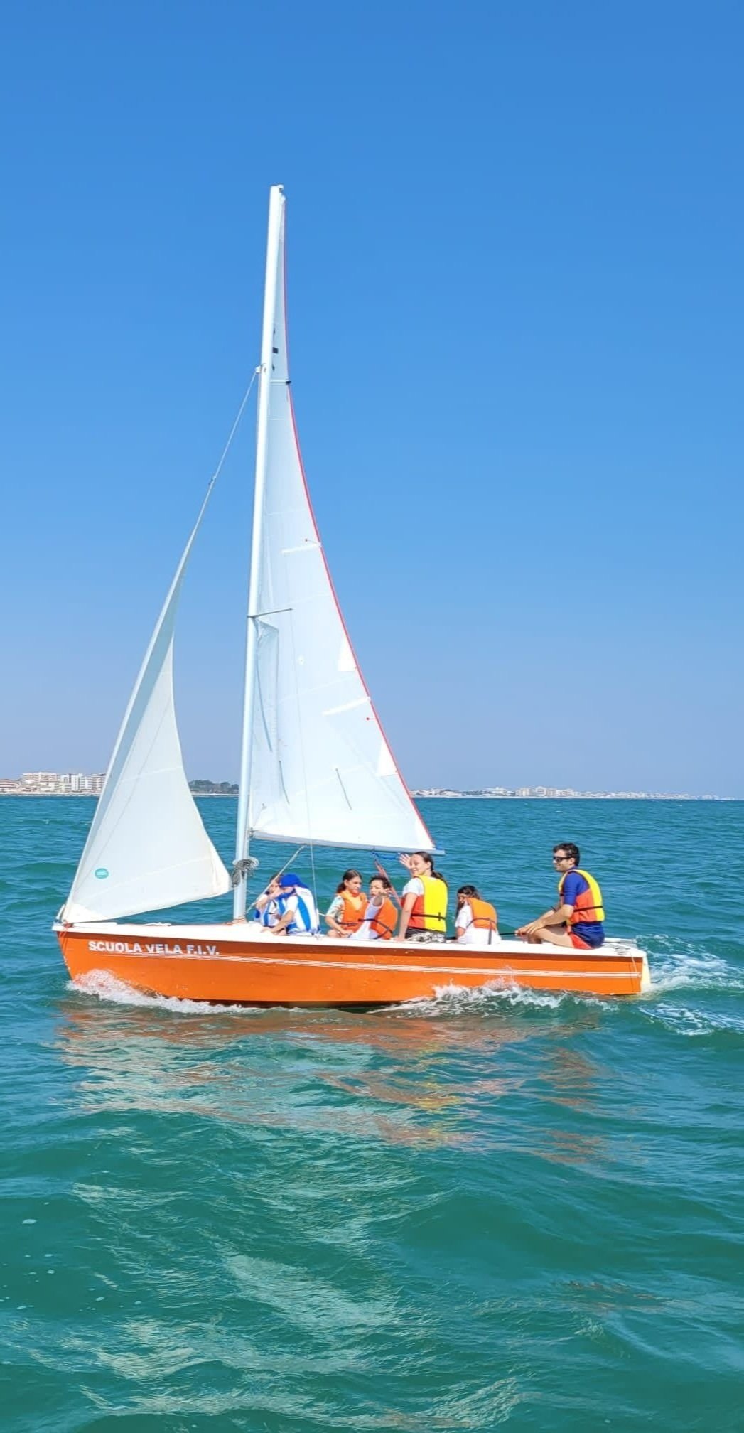 Corso di barca a vela per bambini a Rimini