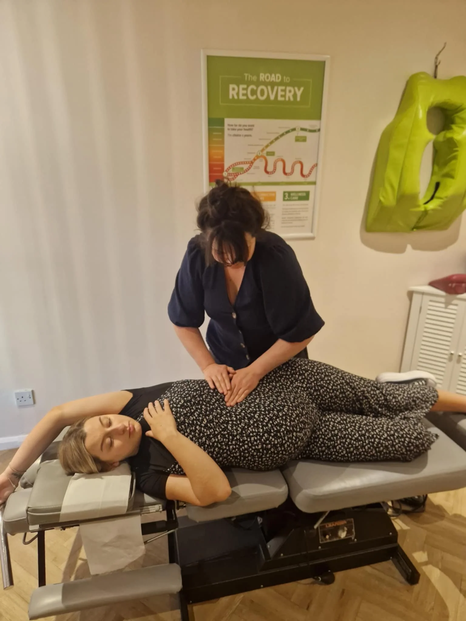Pregnancy chiropractic care in Kettering—supporting mums-to-be with safe, gentle treatments at Gaia Family Chiropractic. Back pain relief pregnant in Kettering