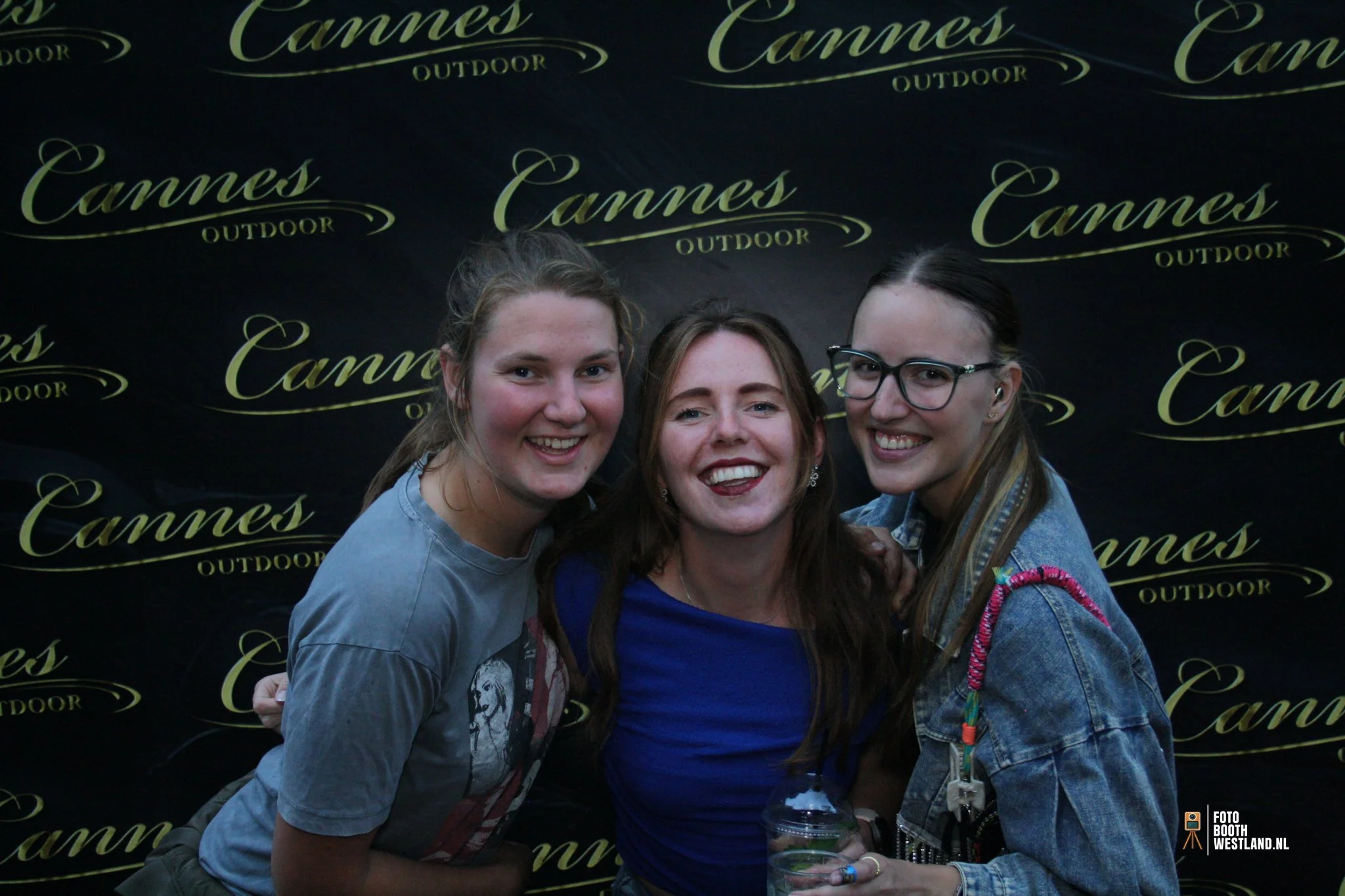 Fotoboothwesltand.nl - Cannes Outdoor-300.jpg