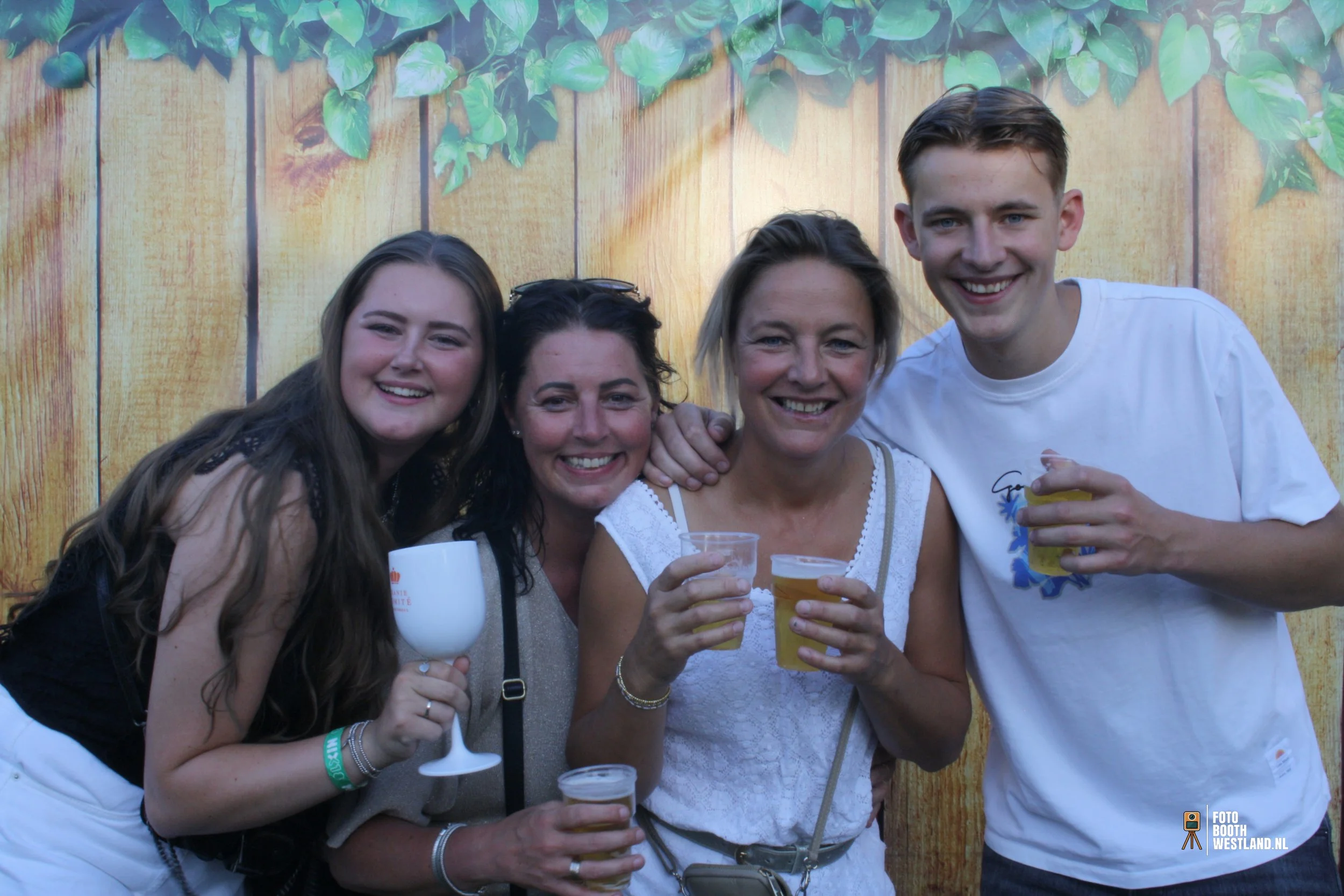 Fotoboothwestland.nl_feestweekkwintsheul-024.jpg