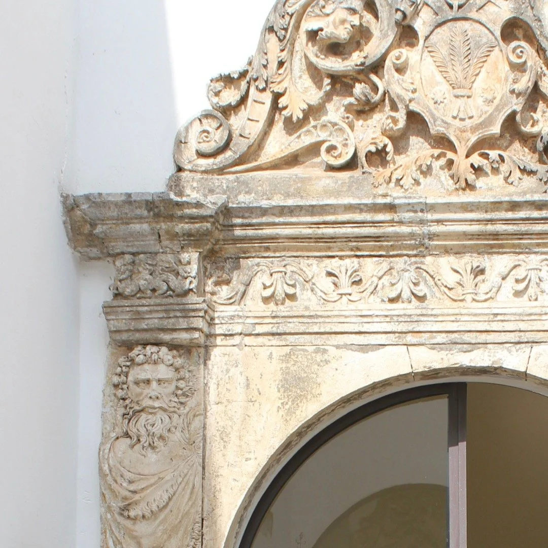 A gorgeous centuries-old stone carved door was the entrance to our boutique hotel in Ostuni - so magical. ✨

For me it was a little design reminder: Texture matters. History matters. Every groove and every imperfection tells a story. Find poetry in t