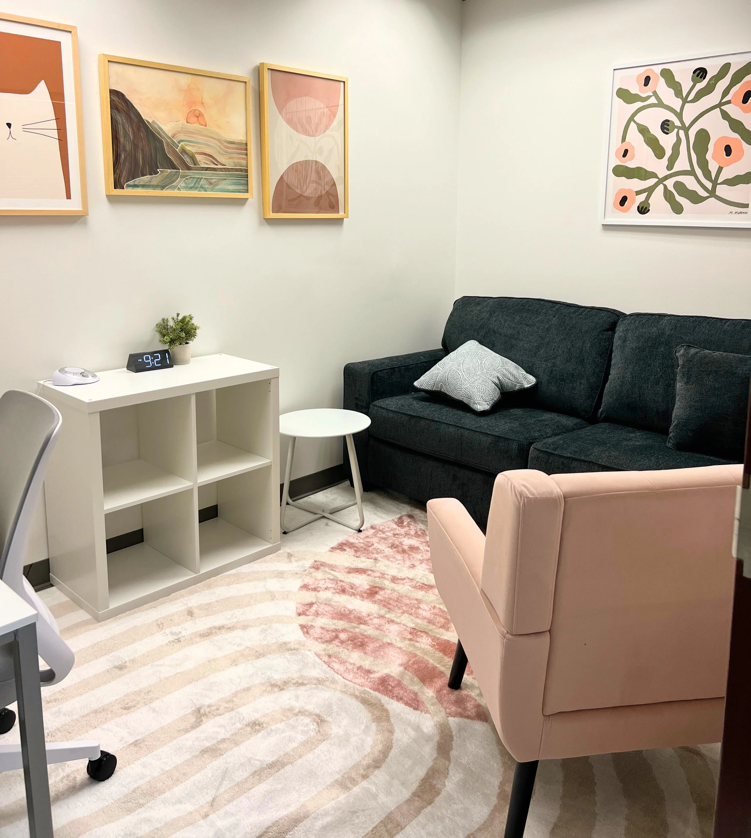 Calm and peaceful meeting room at our Bethel Park location.