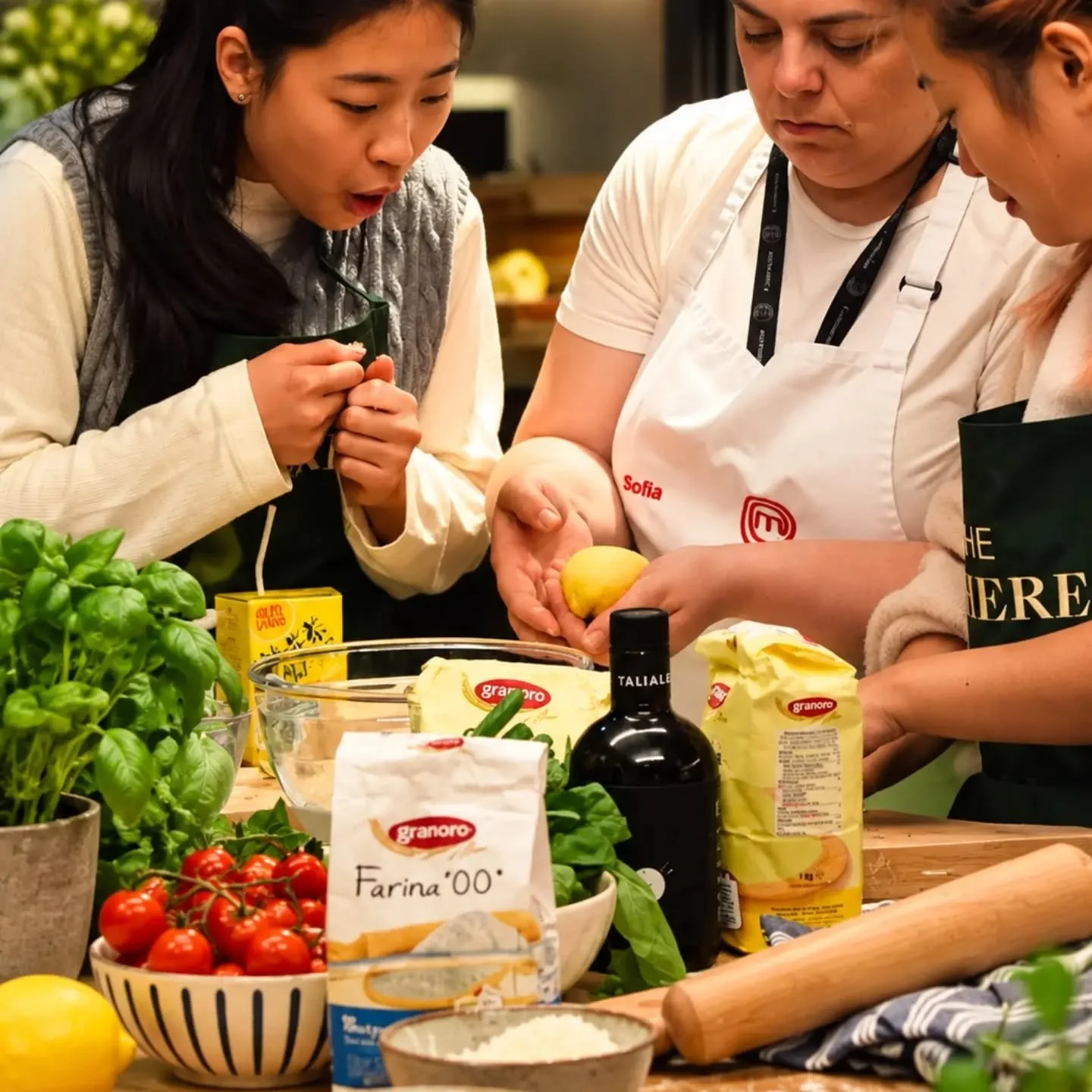 🍝✨ Pasta Making at Tilehouse Retreats🌿

Join us at Tilehouse Retreats for a relaxed and delicious evening of Italian cooking with MasterChef  Sofia Gallo 👩&zwj;🍳

Learn how to make authentic Italian pasta from scratch in the beautiful Fox &amp; H