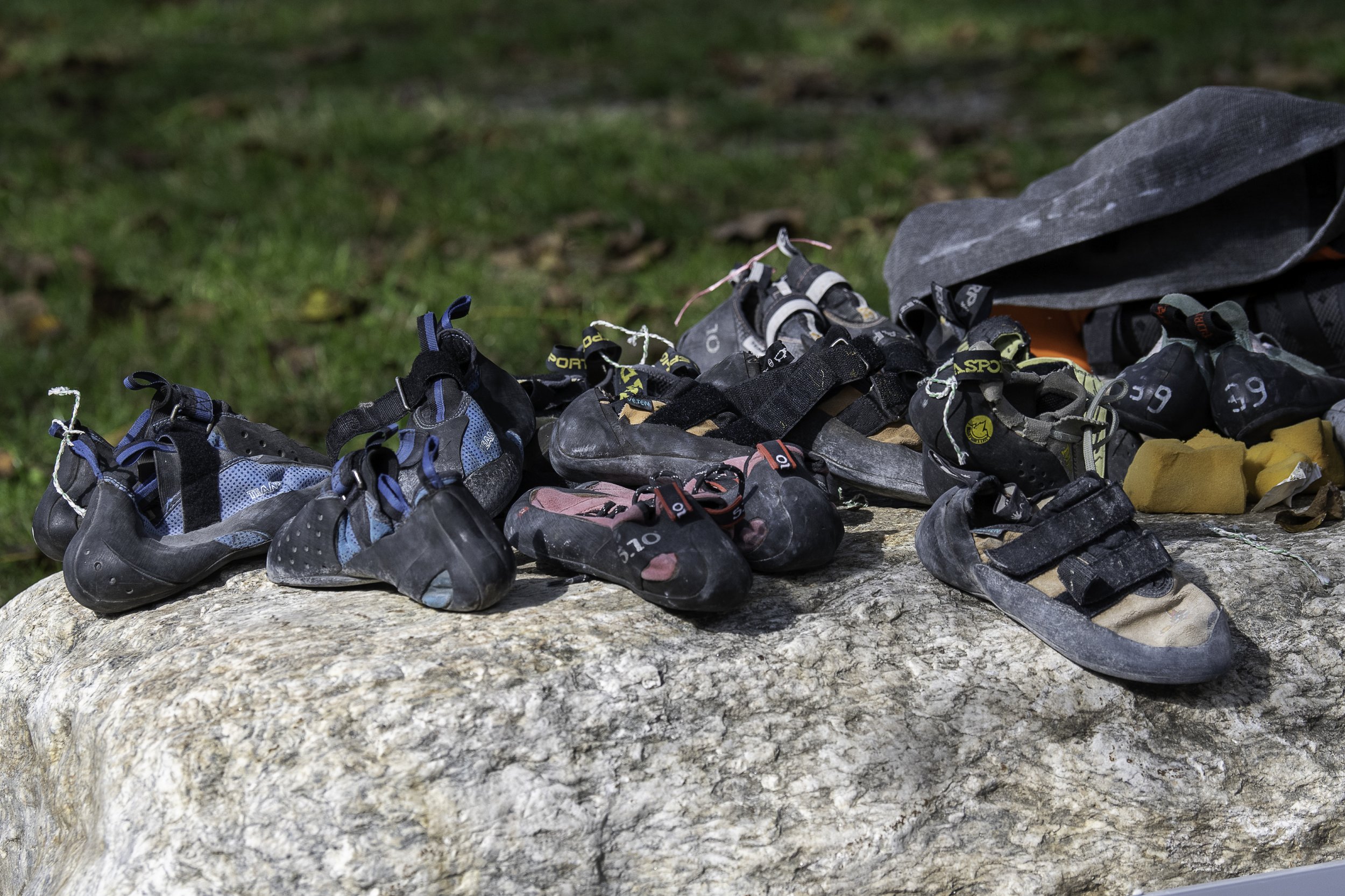 Scarpe Boulder.jpg