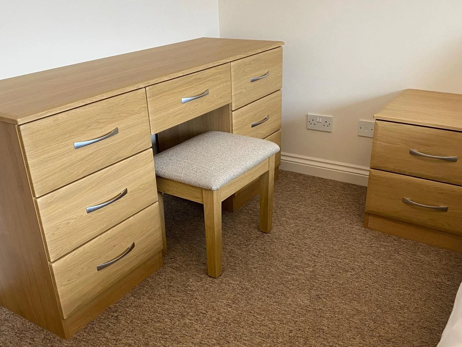 oak bedroom furniture. ottoman. seating. dresing table. comfy stool. fabric seating. Bella Lincoln. Lissa Oak. Chidham. Bosham. Chichester