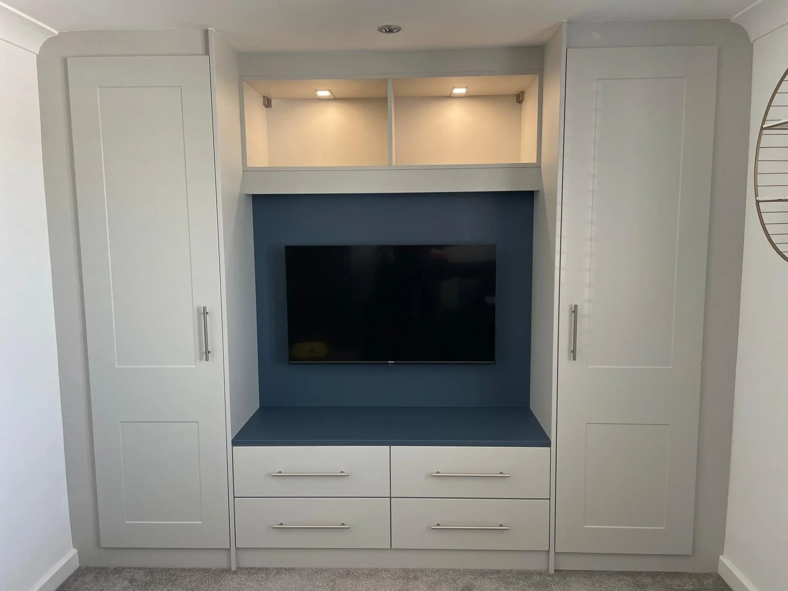 lounge blue grey 1.jpg