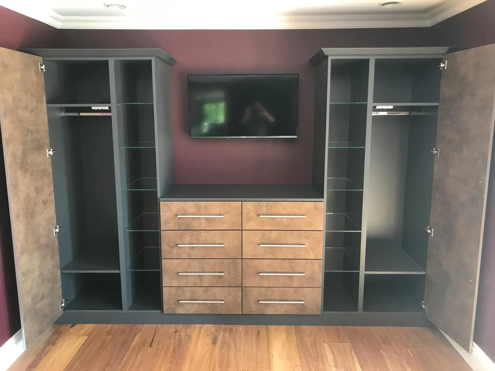 gloss office 4.jpg