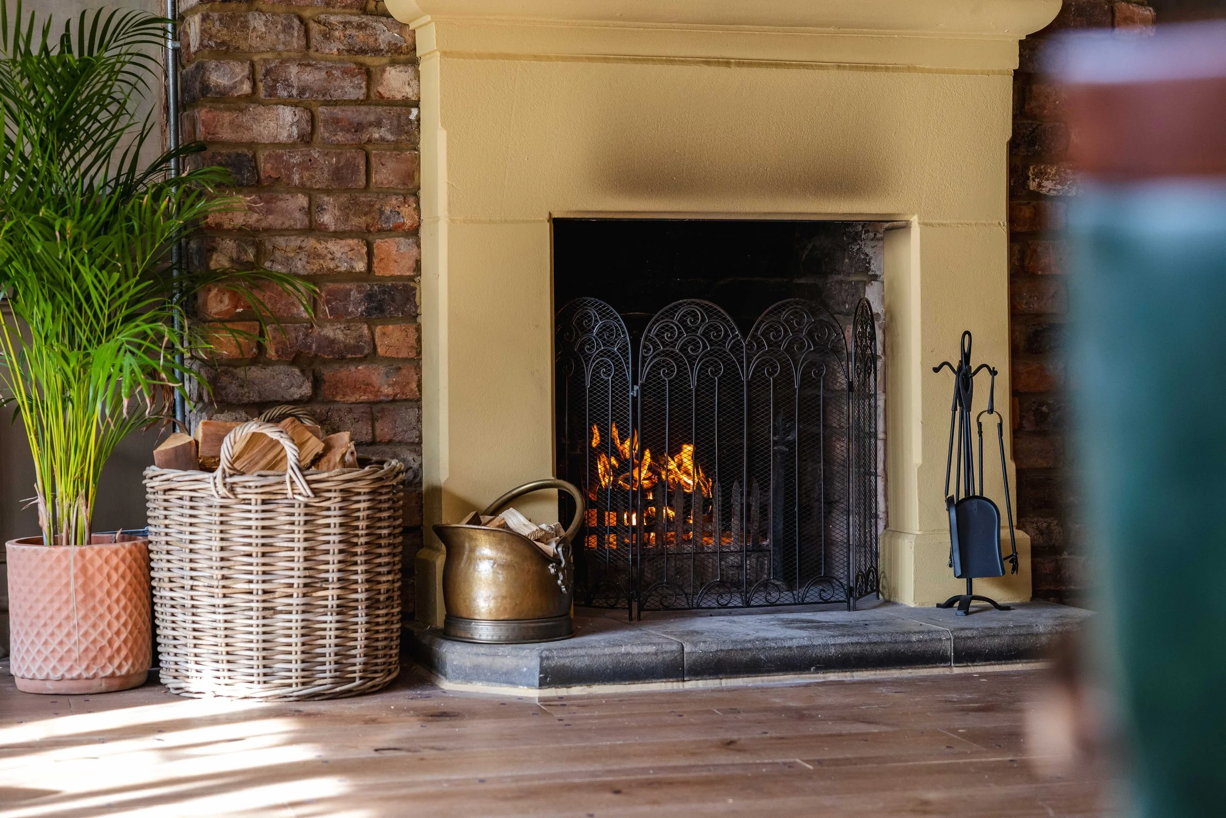best pub for group bookings in Kew
