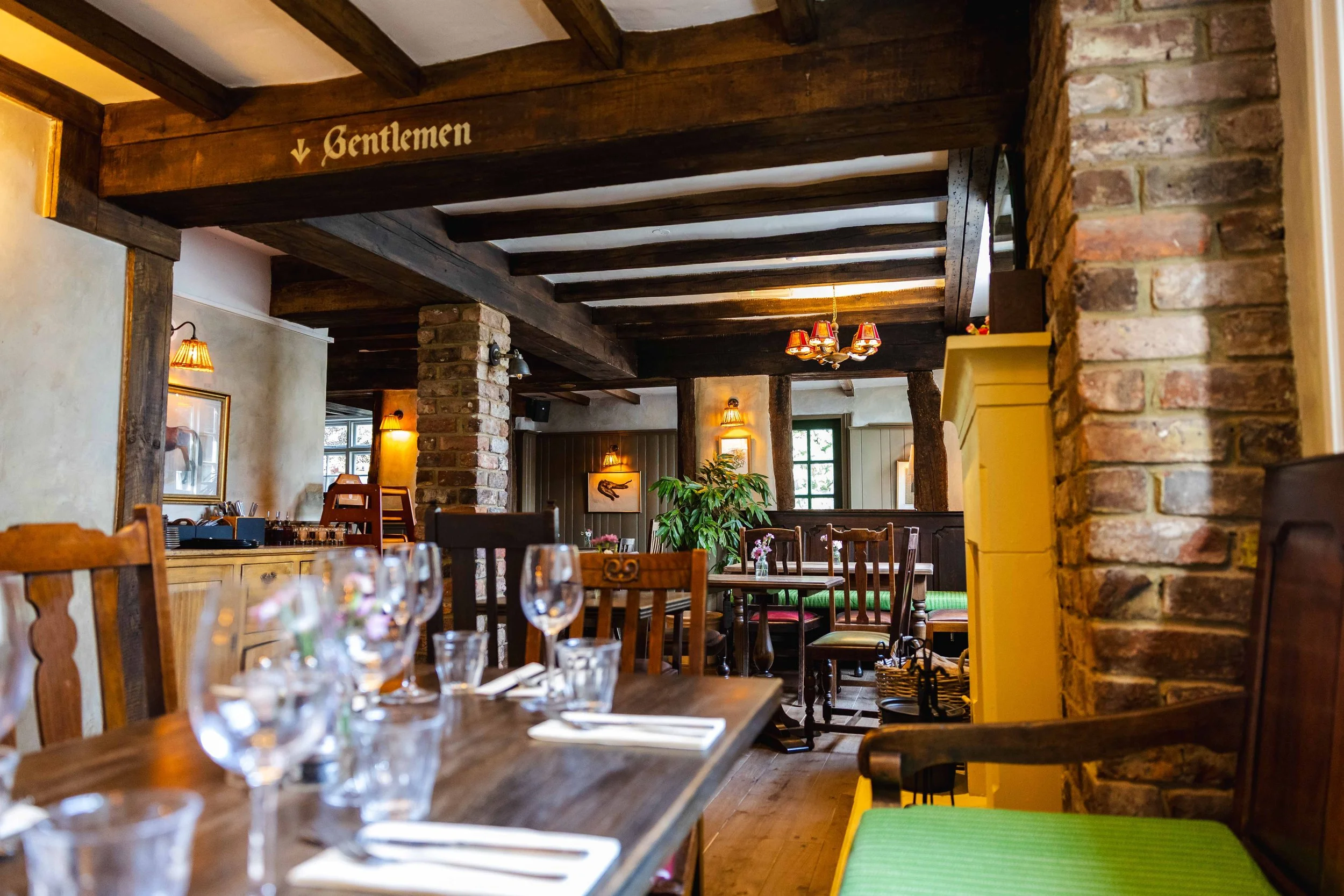 best pub for group bookings in Kew