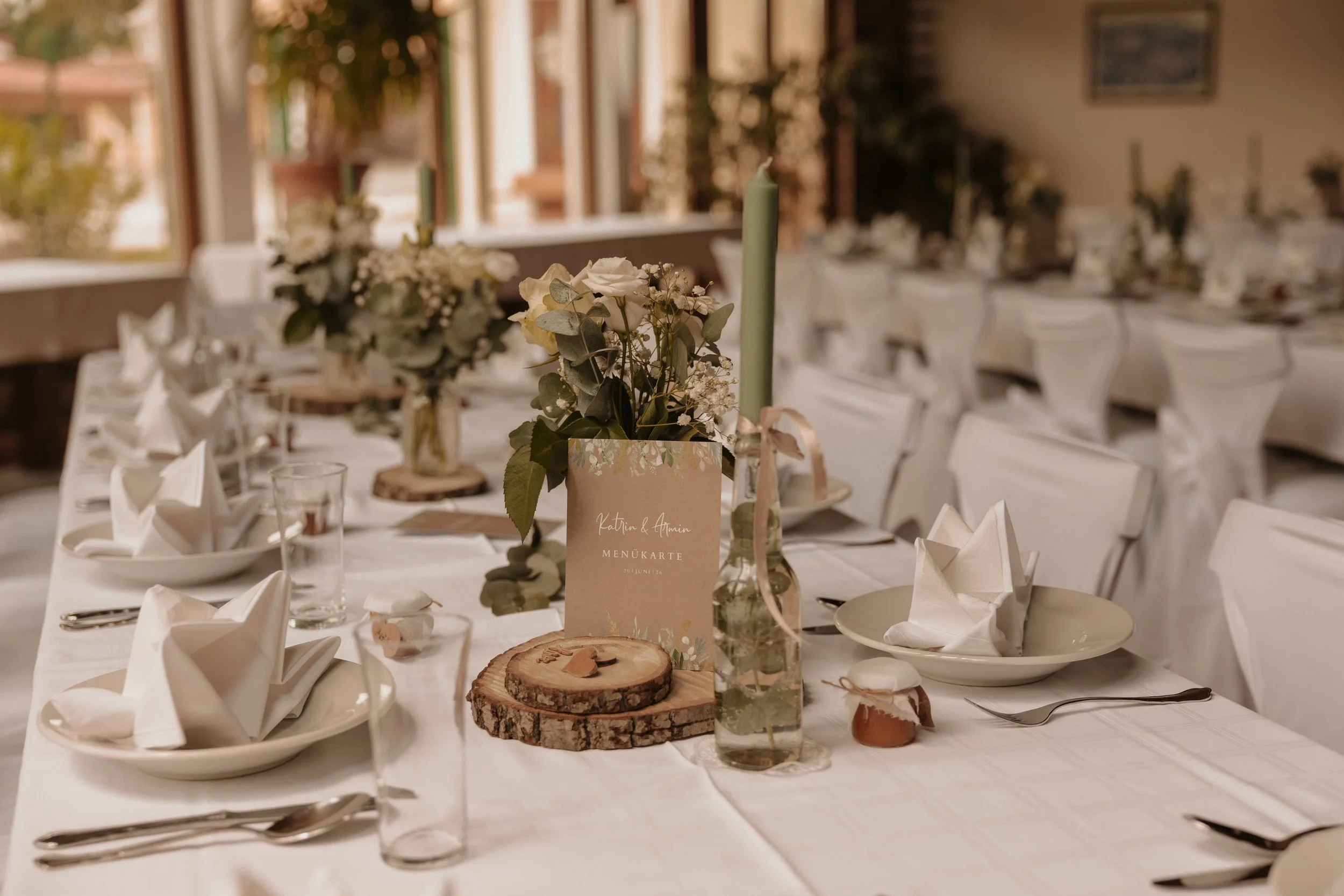 nathalieleitner-fotografie-hochzeitsfotografin-tafel-gasthaus-hafnerberg.jpg.jpeg