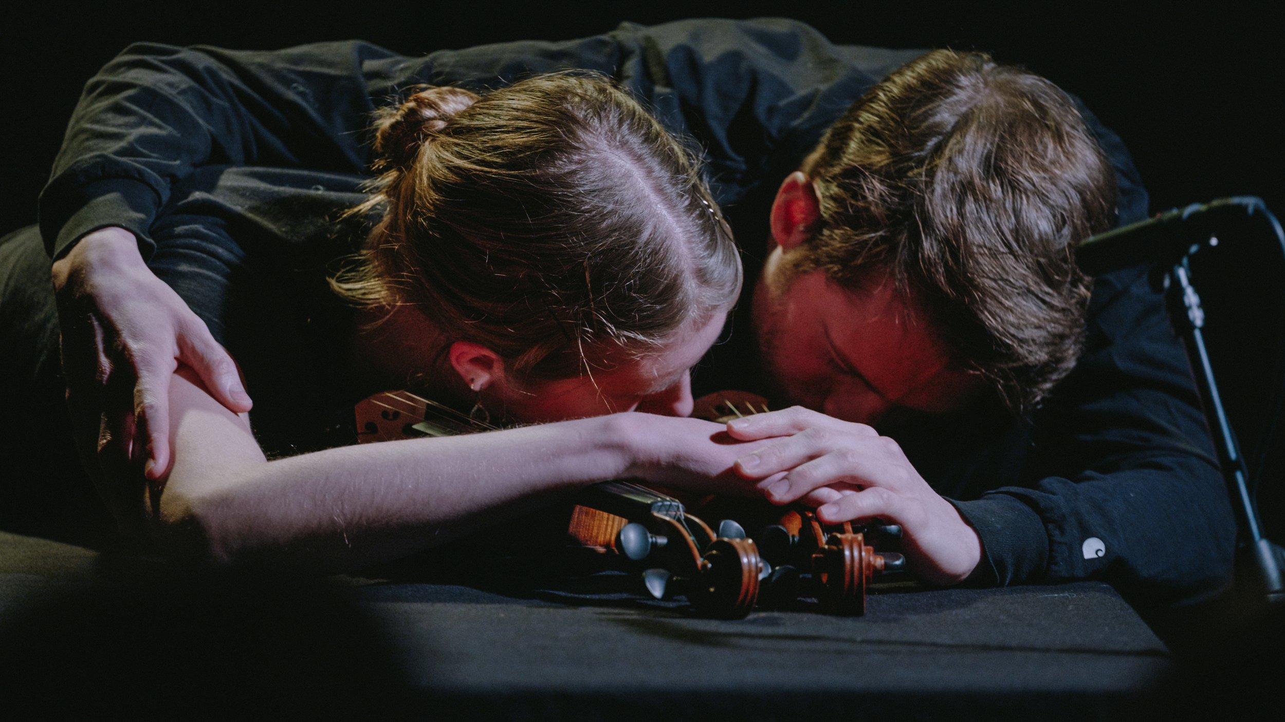 Piece for saxophone and violin player - Anna Sowa