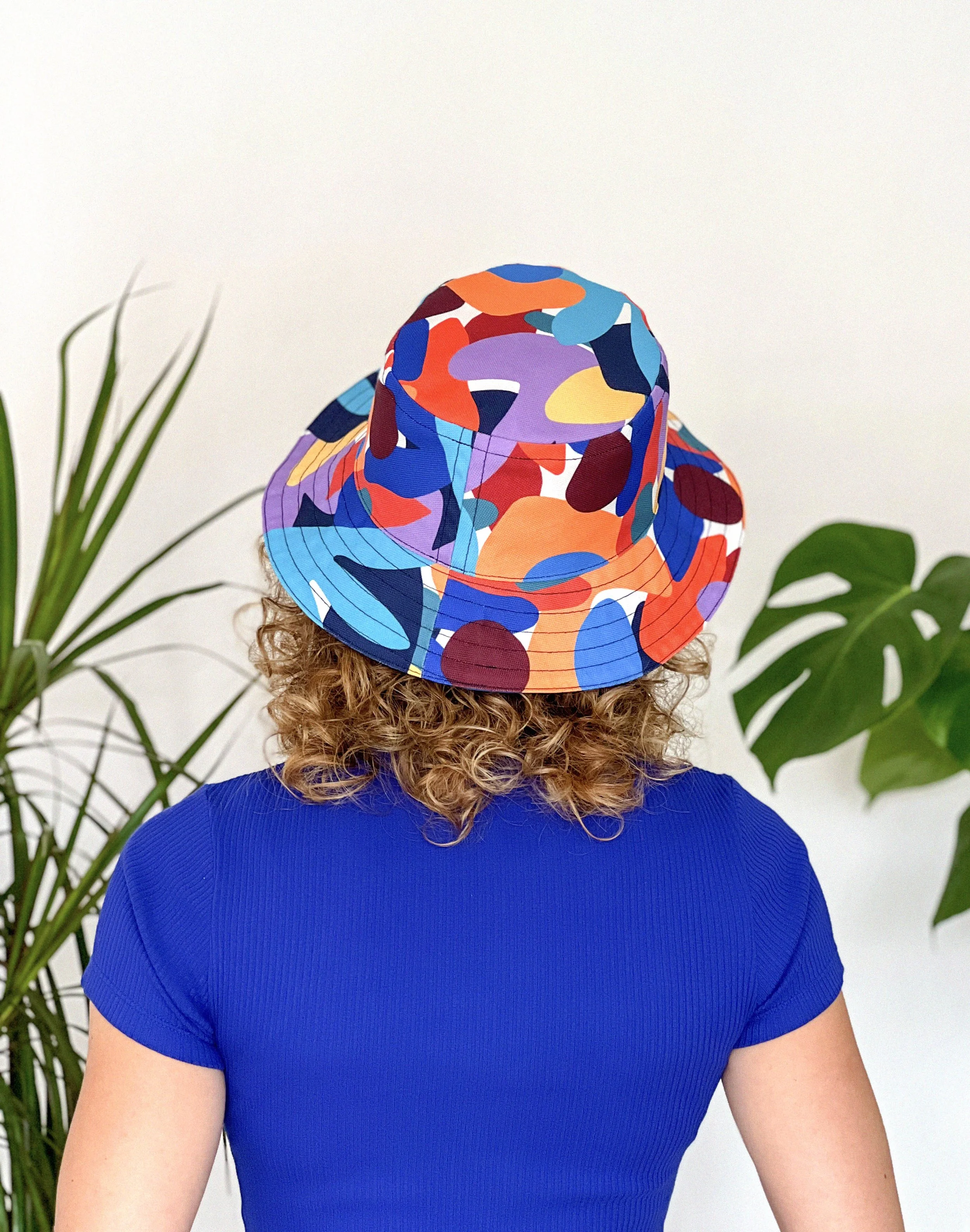 chapeau-bob-été-tutti-planti-fait-main-motif-tropical.jpg