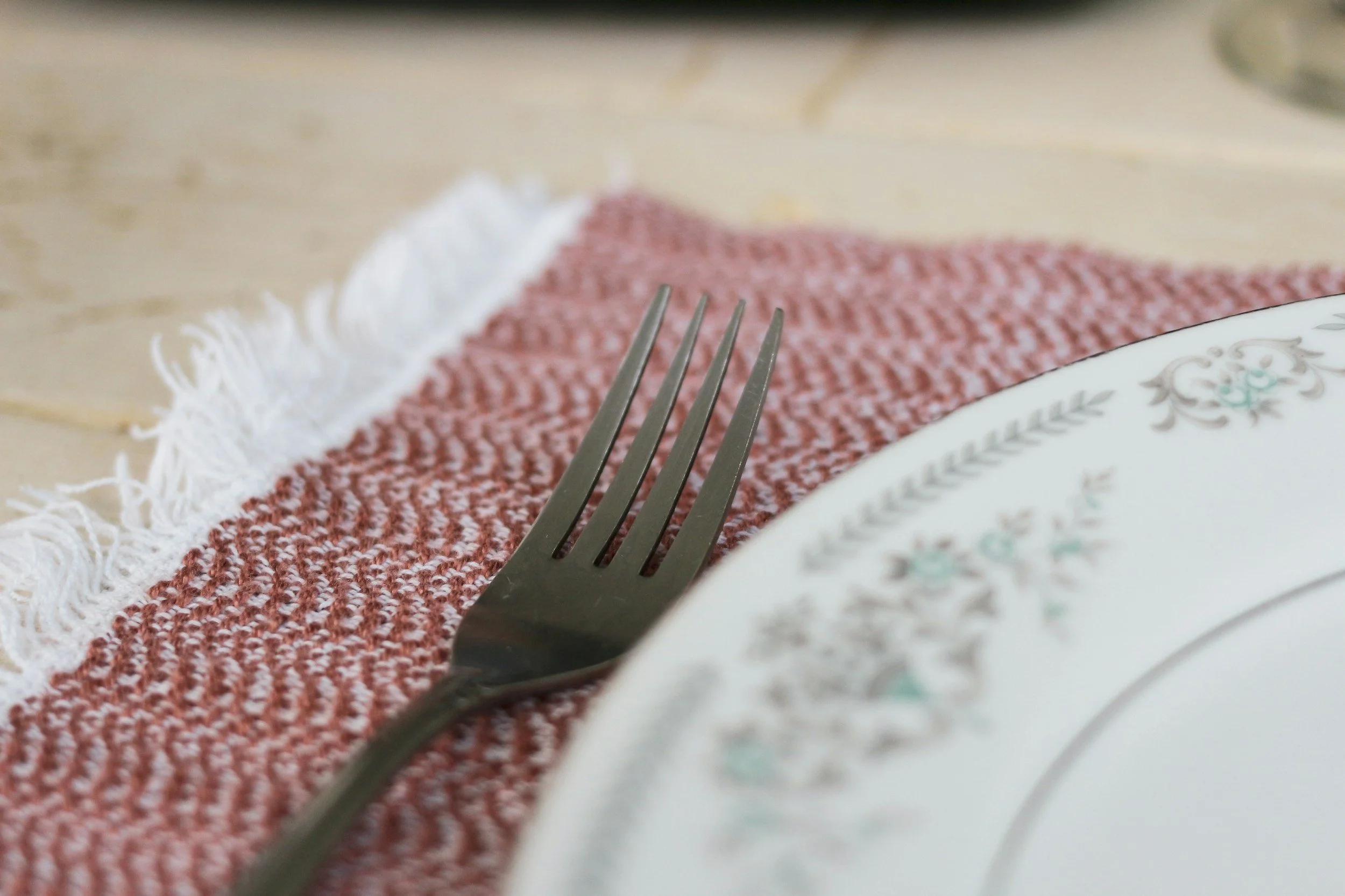 Managing Hunger on a Calorie Deficit