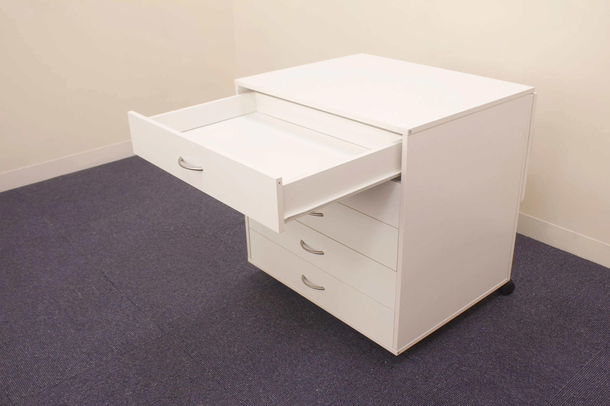 5 Drawer Unit 3.jpeg