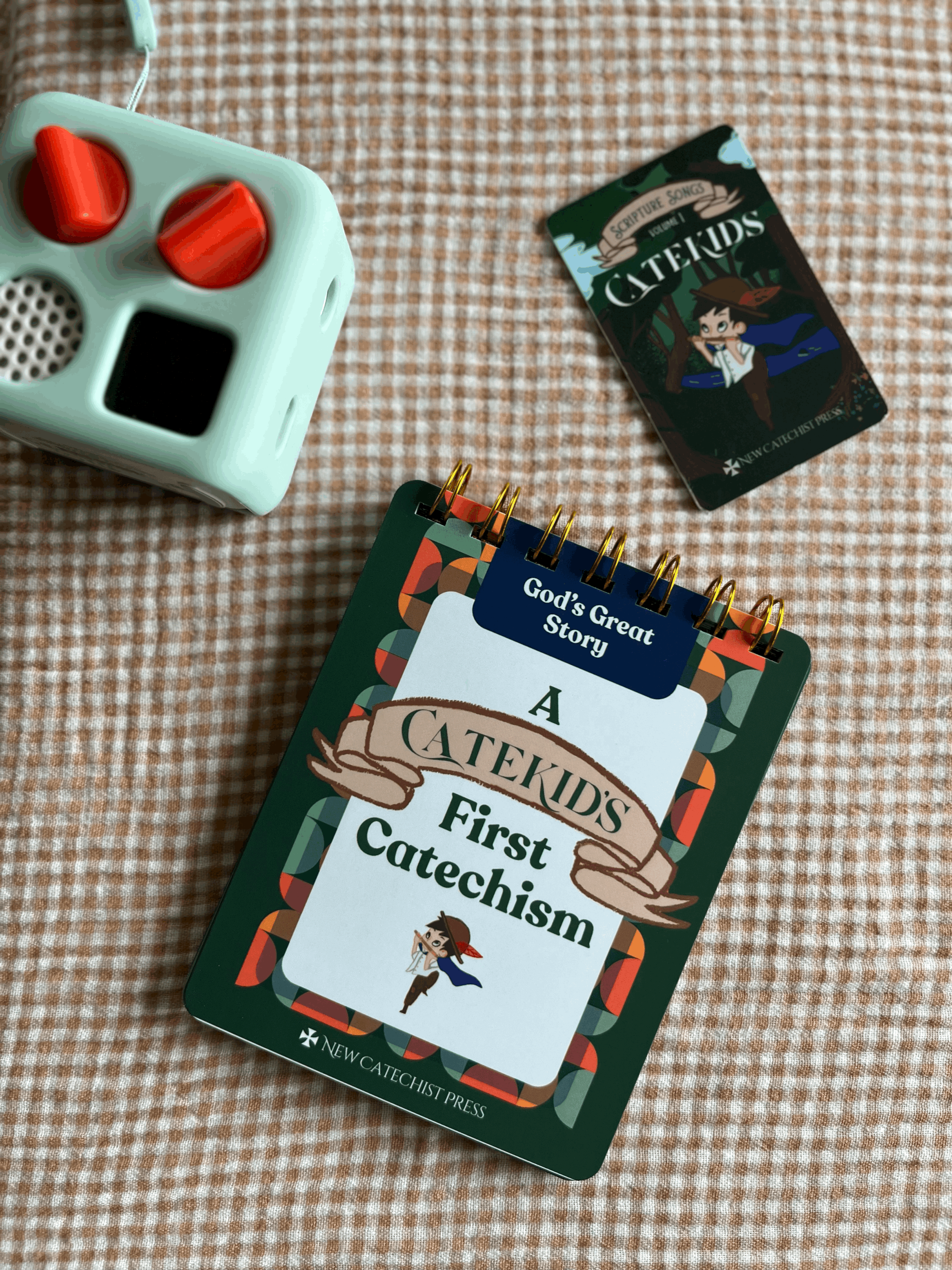 God's Great Story: A CateKid's First Catechism Cards (Gold Spiral Bound)