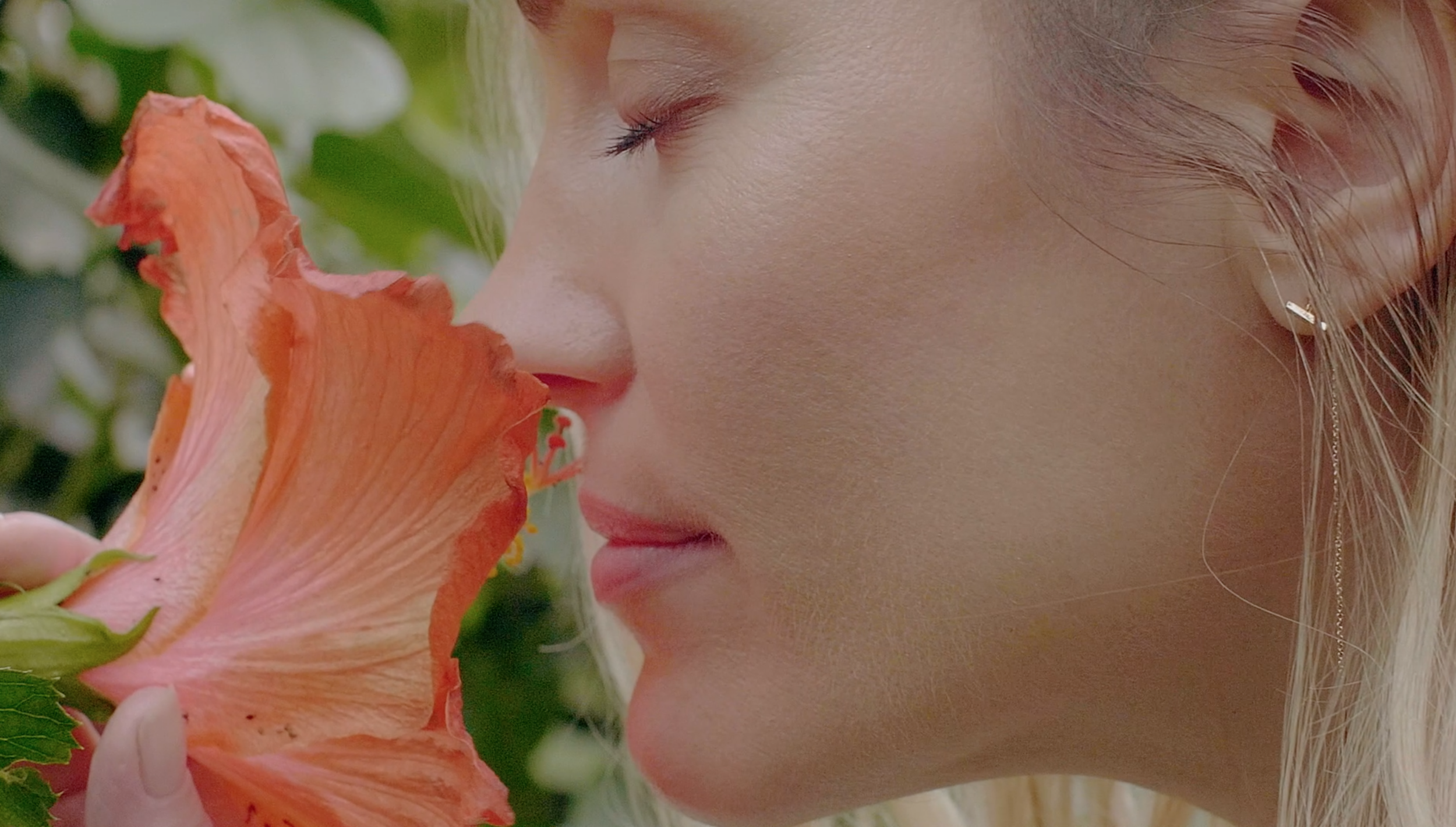 Burt's Bees x FASHION Magazine